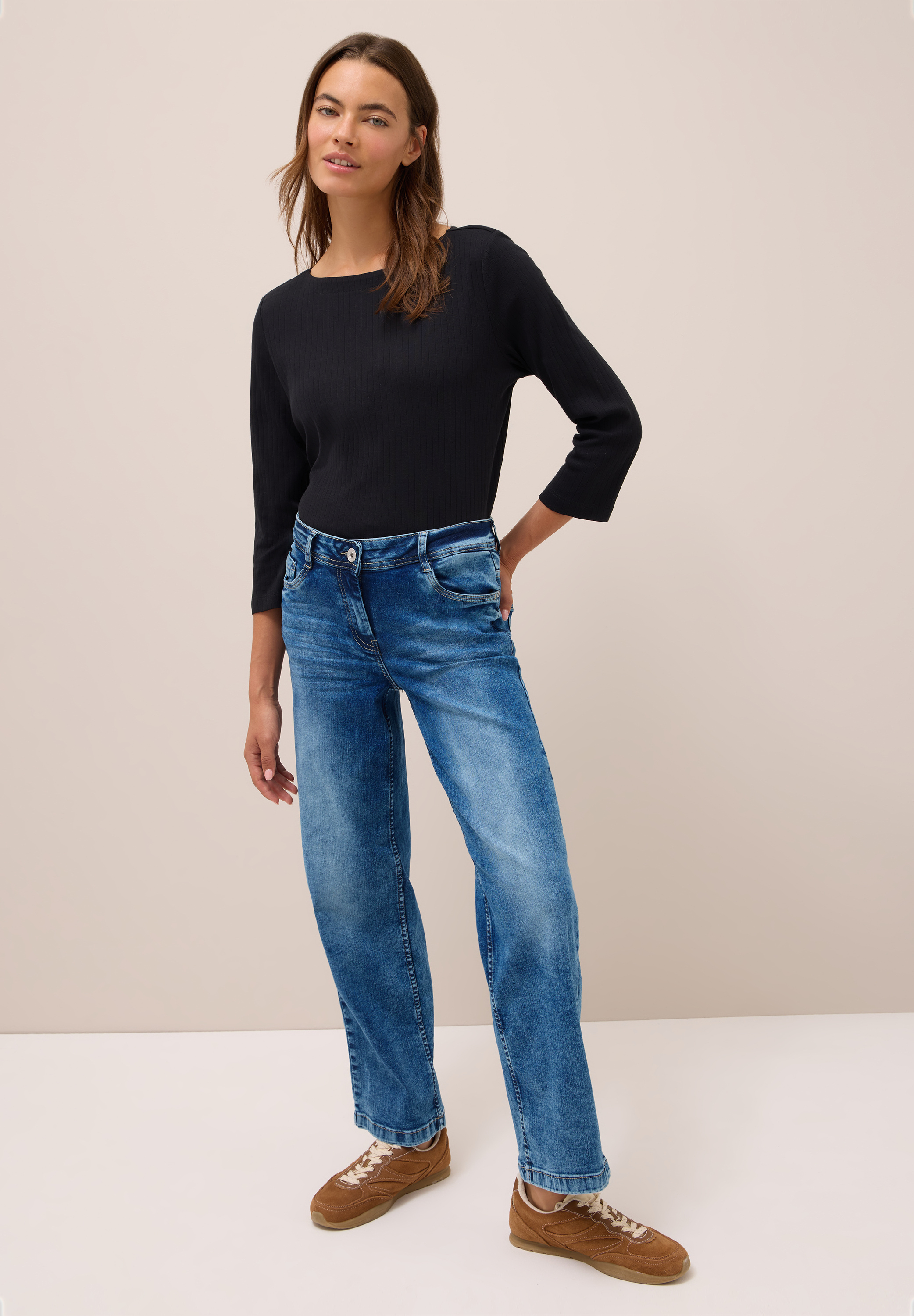 Wide Leg Jeans