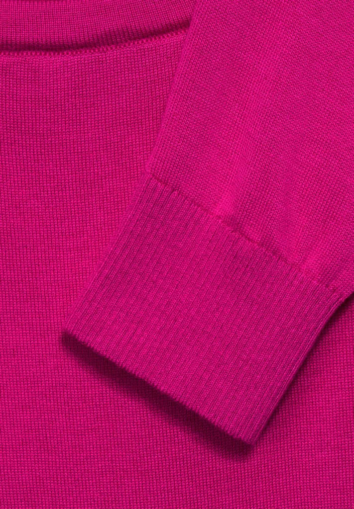 Pullover mit U-Boot Kragen