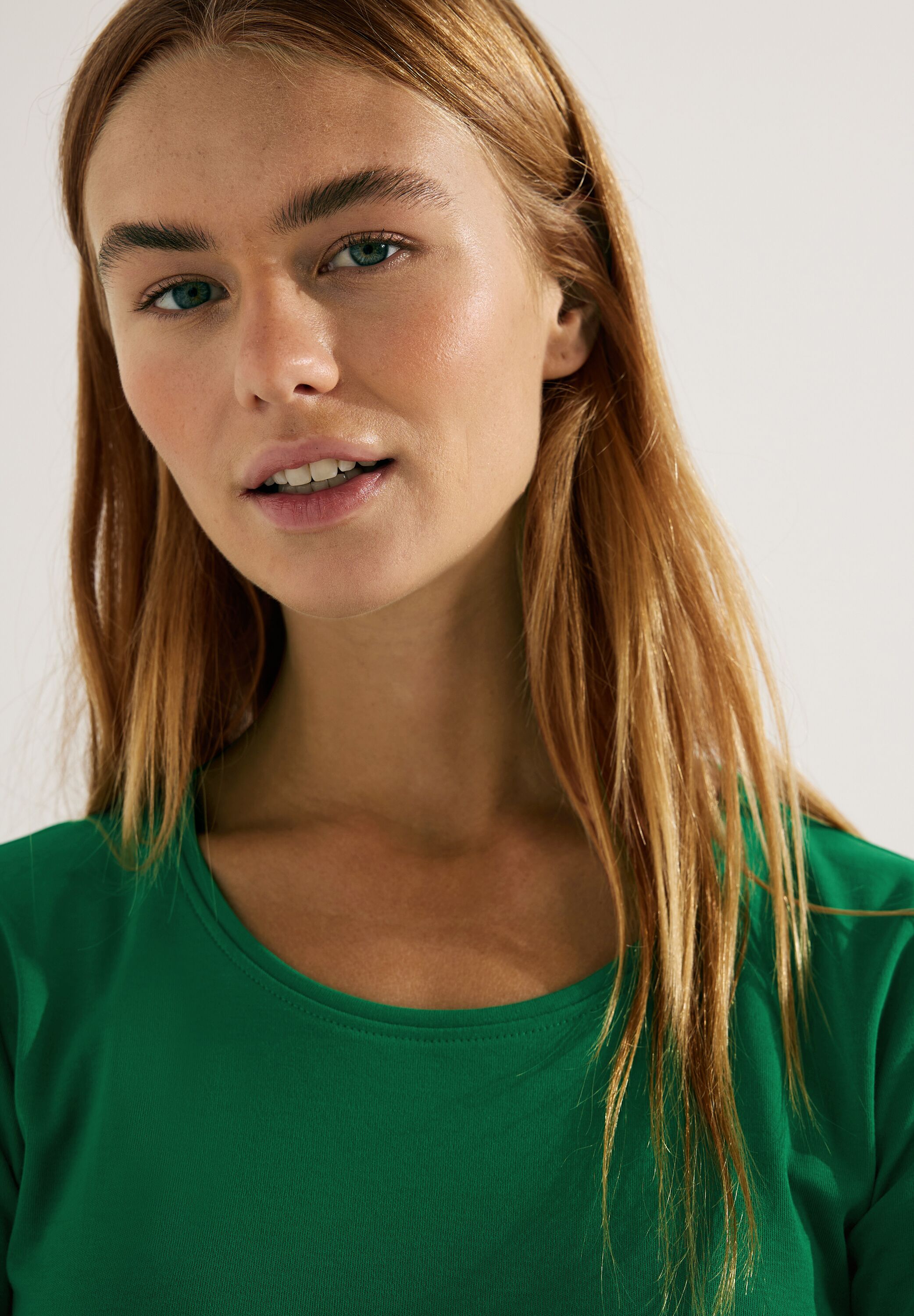 Basic Langarmshirt