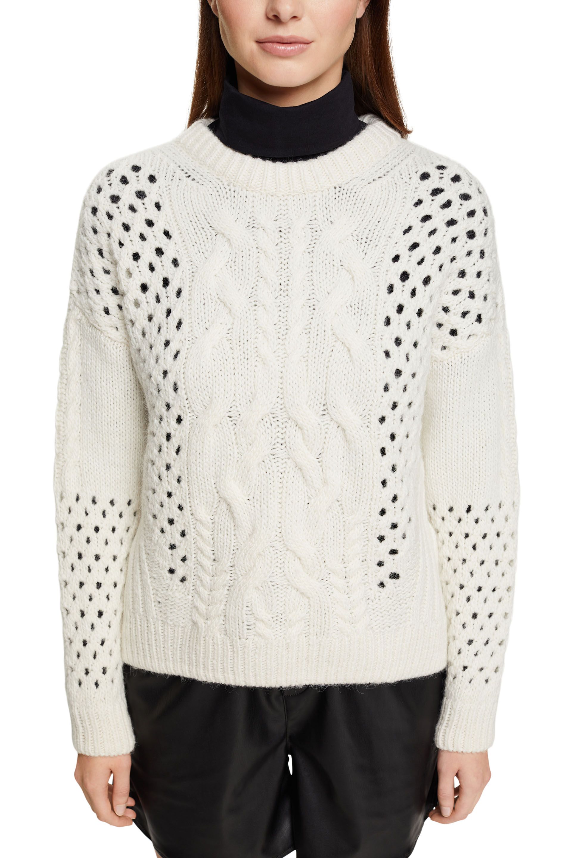 Pullover mit Zopf-Muster