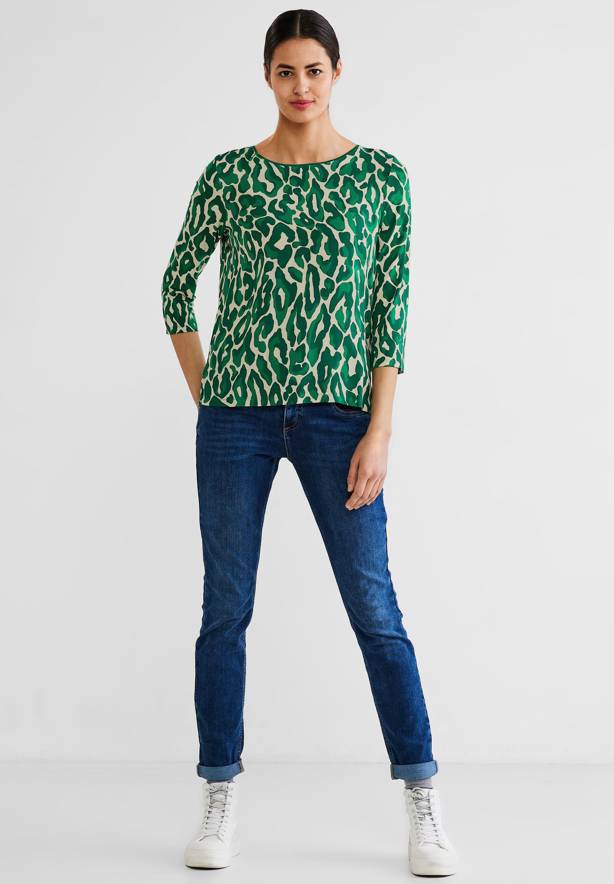 Shirt mit Leo Print