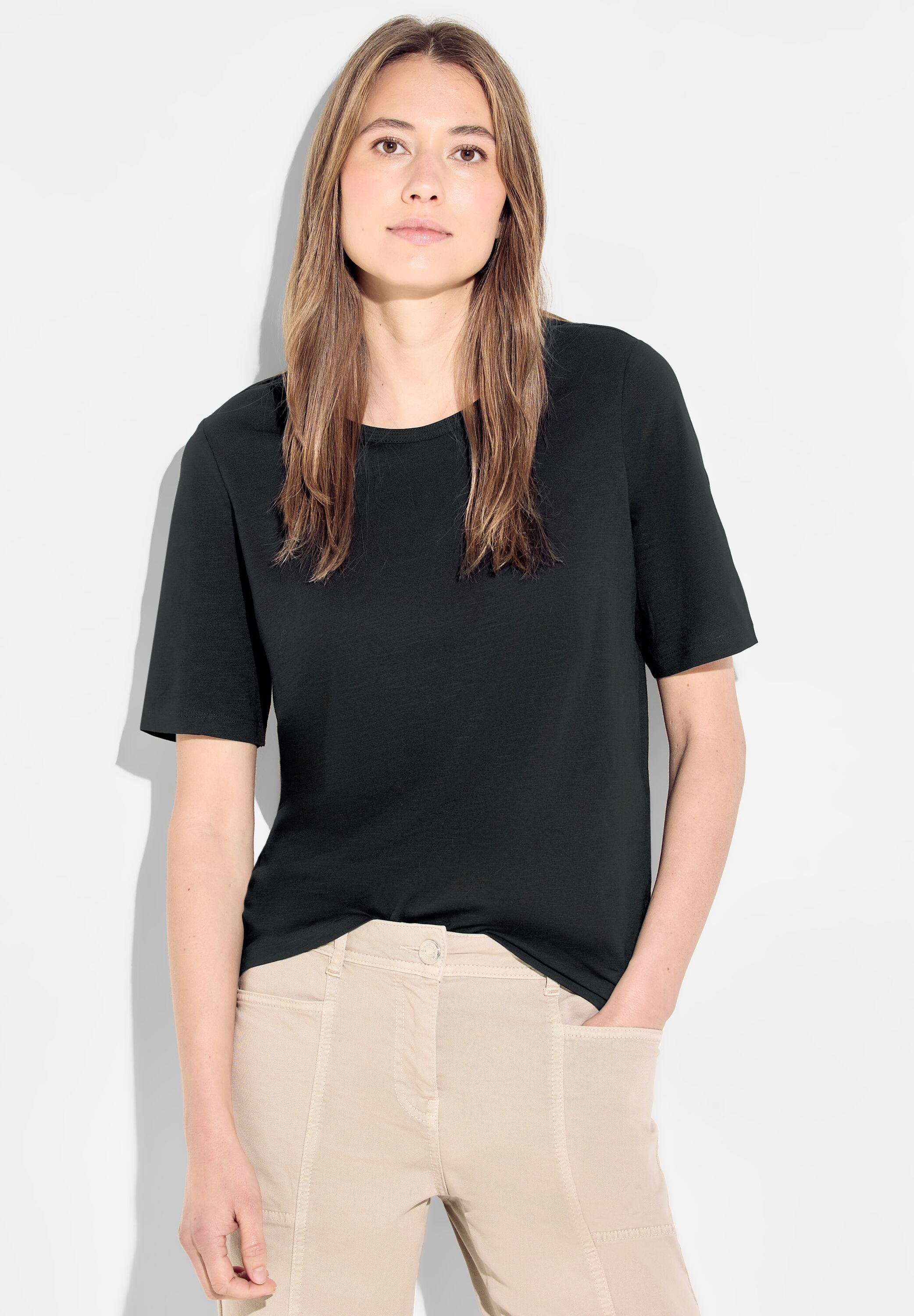 Basic T-Shirt
