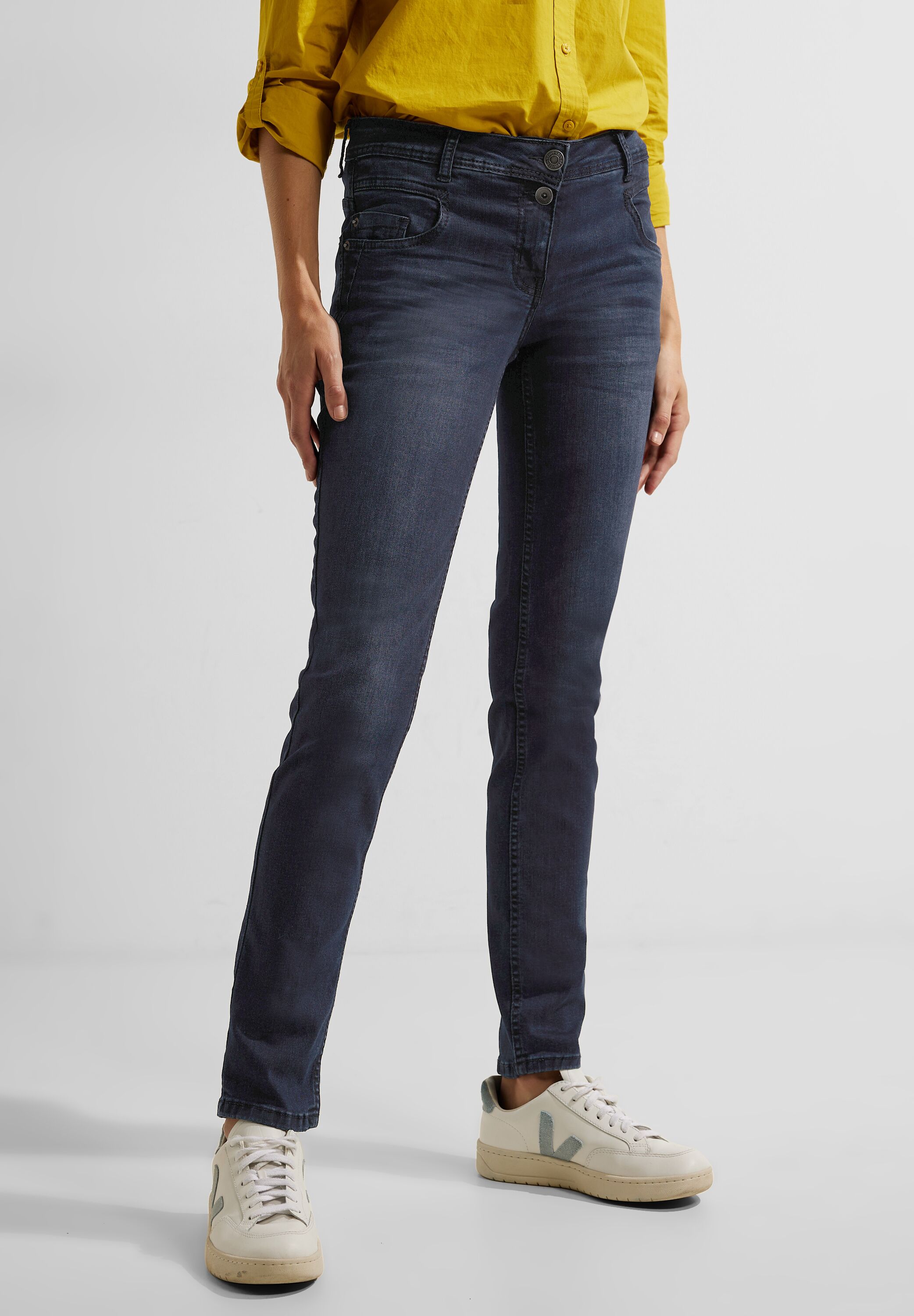Loose Fit Jeans