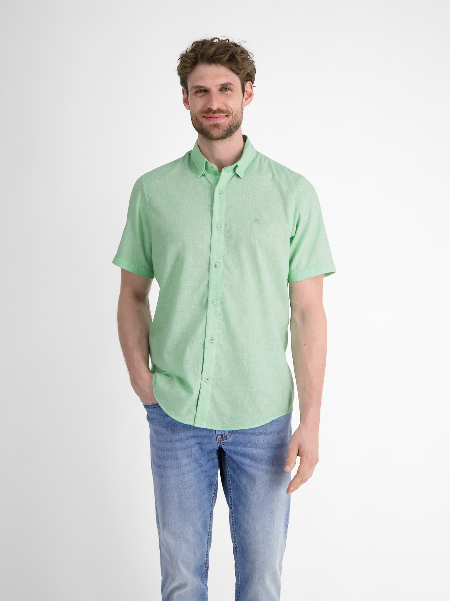 BUTTON DOWN