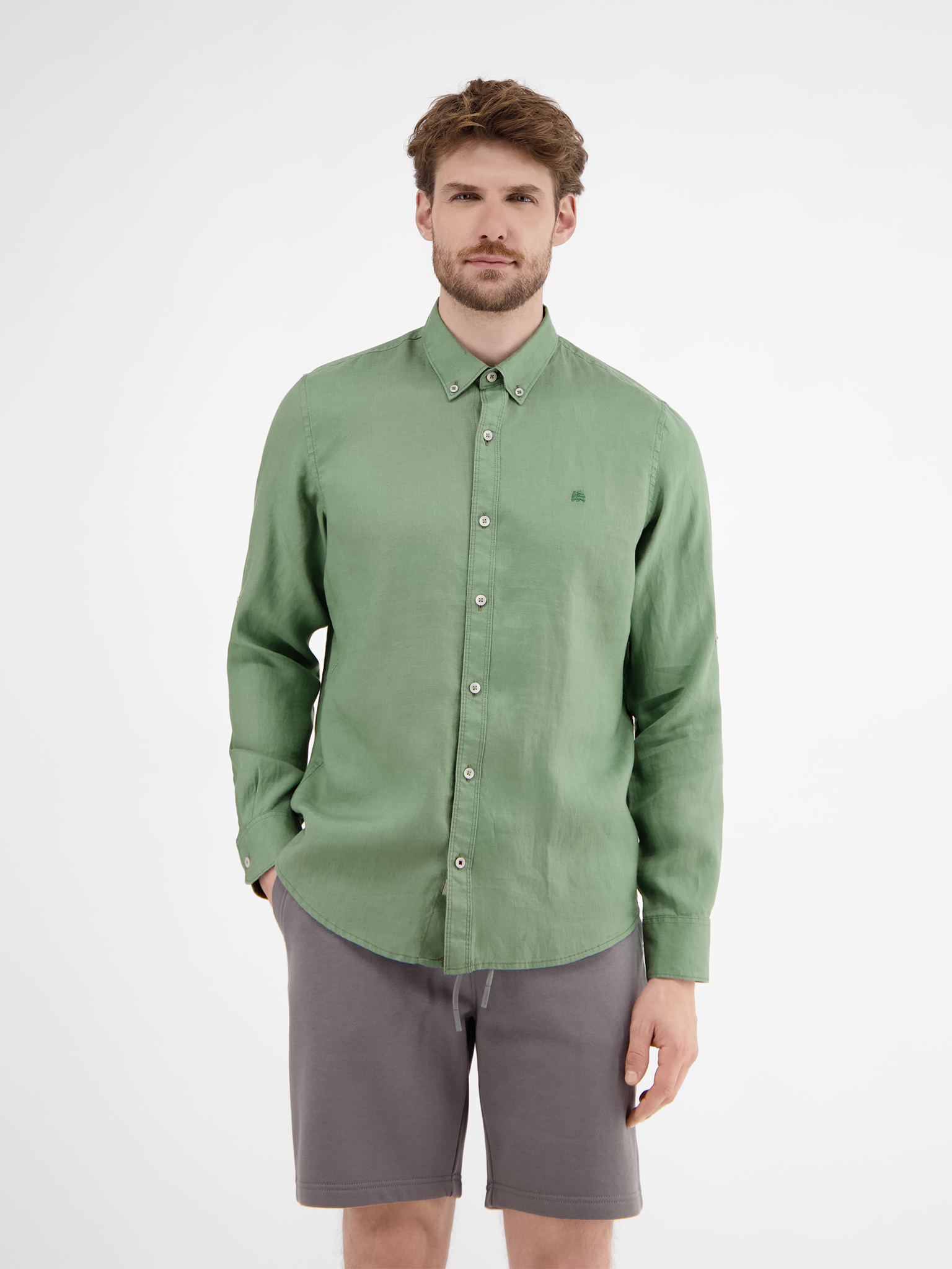 BUTTON DOWN