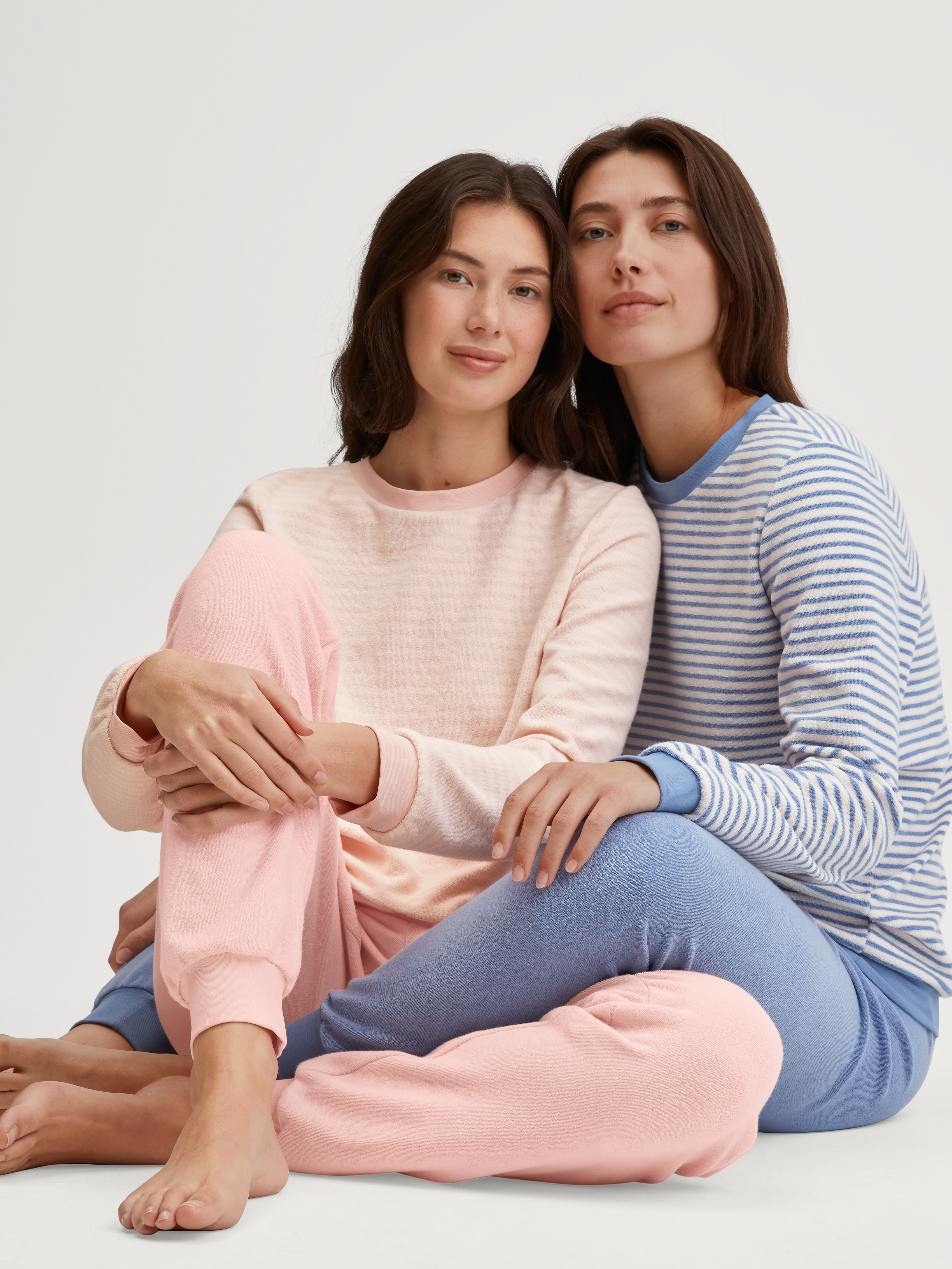 WOMEN Pyjamas with cuff