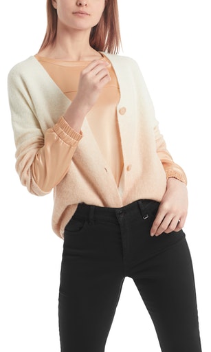Strickjacke mit Degradé-Effekt