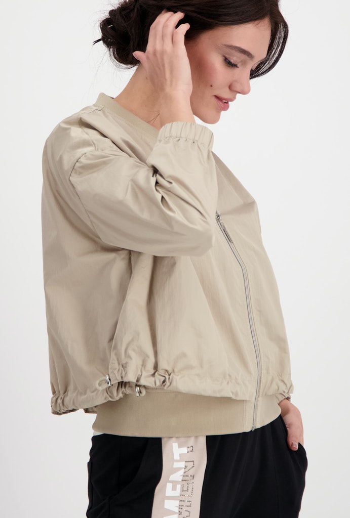 Jacke