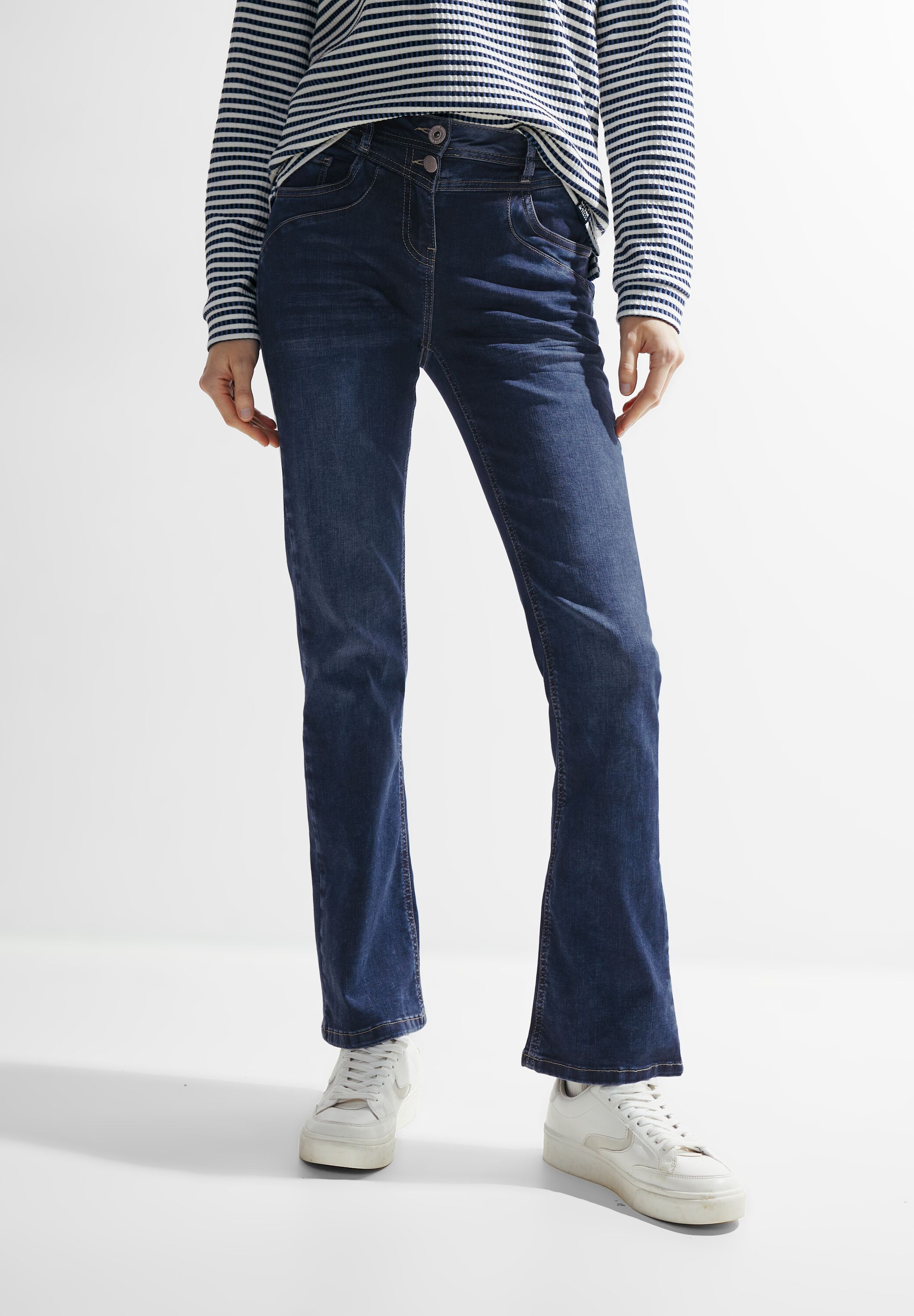 Slim Fit Bootcut Jeans
