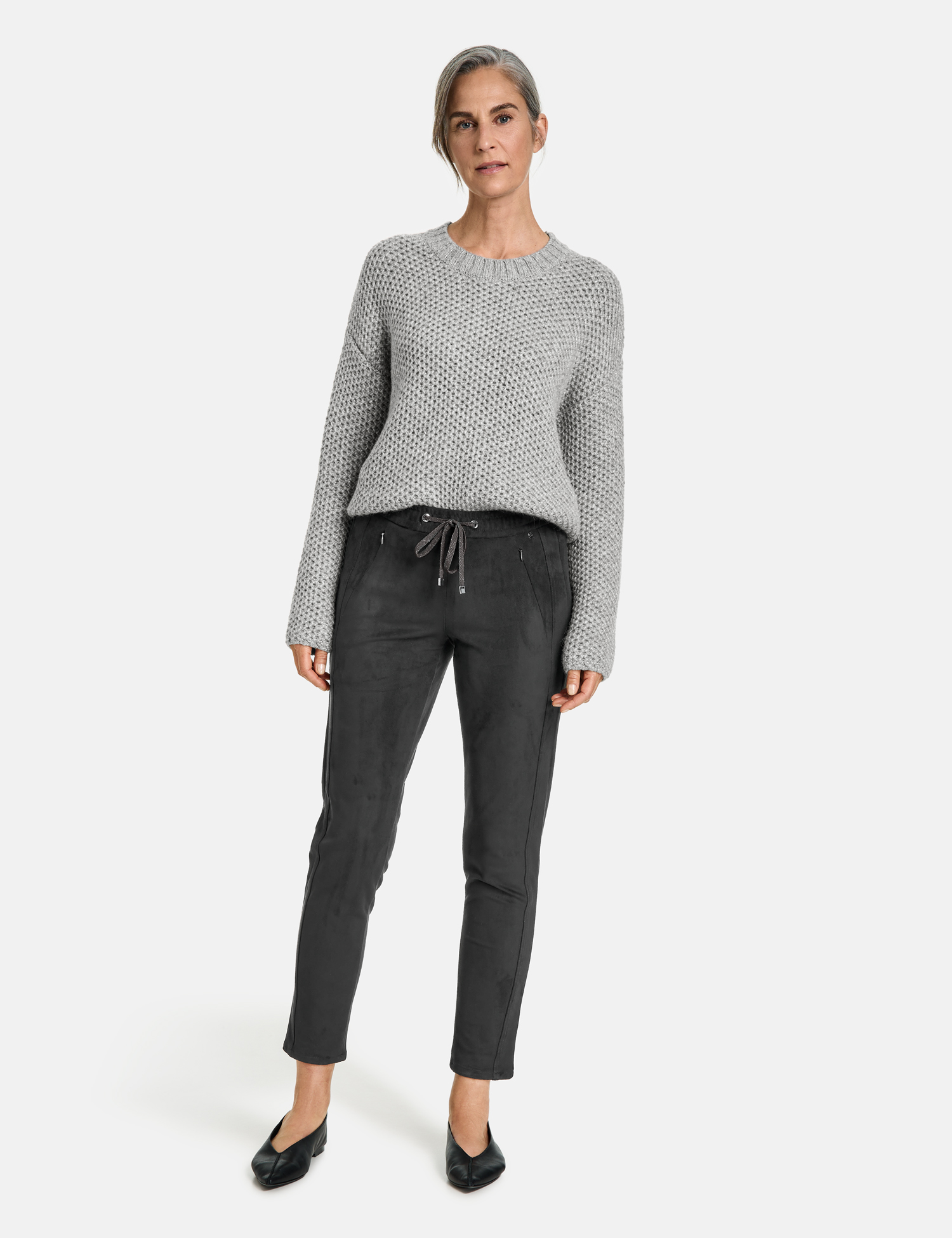 Modische Jogpants mit Dehnbund