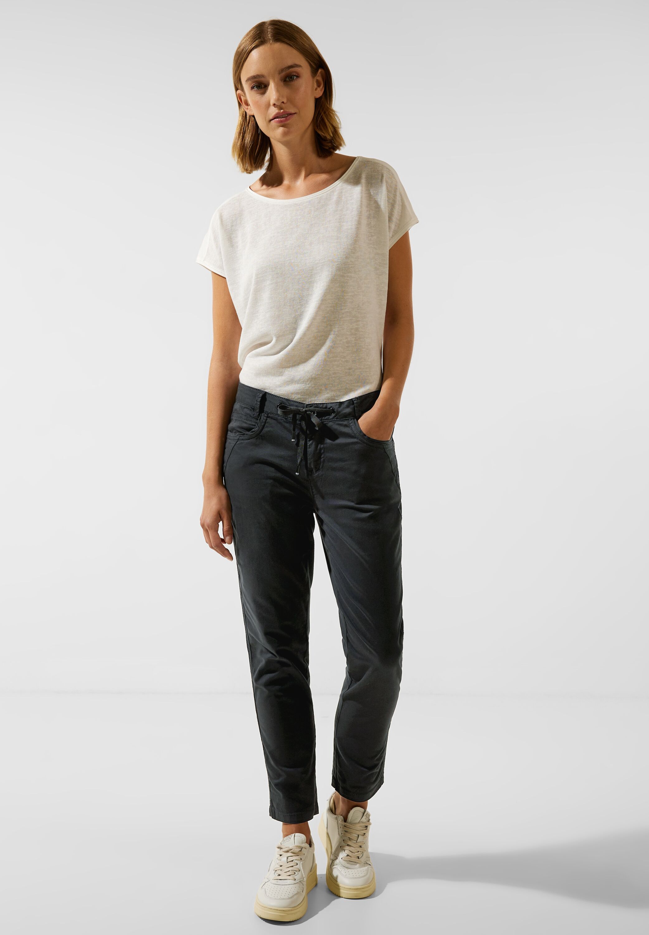 Casual Fit Hose