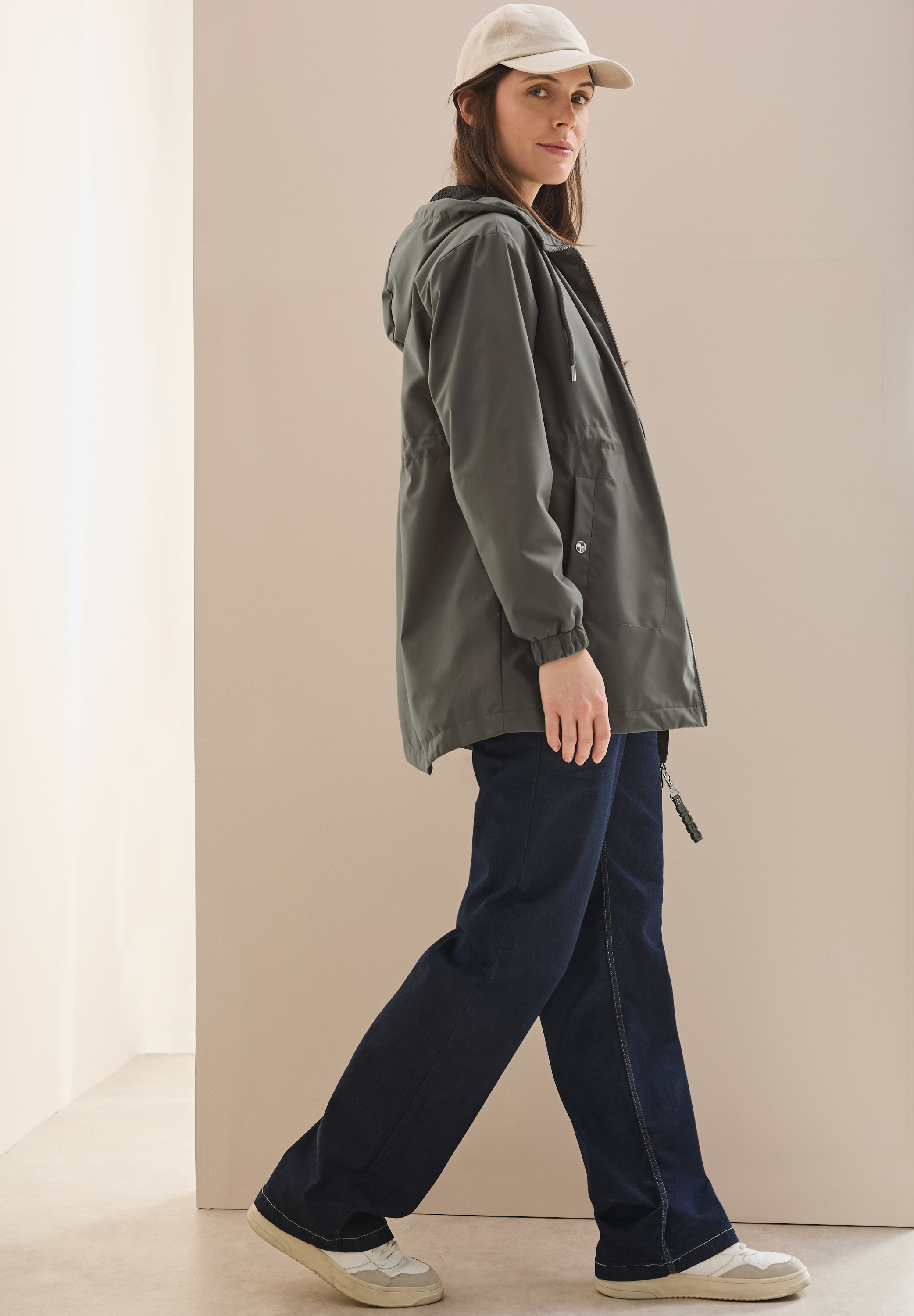 Jacke mit Kapuze