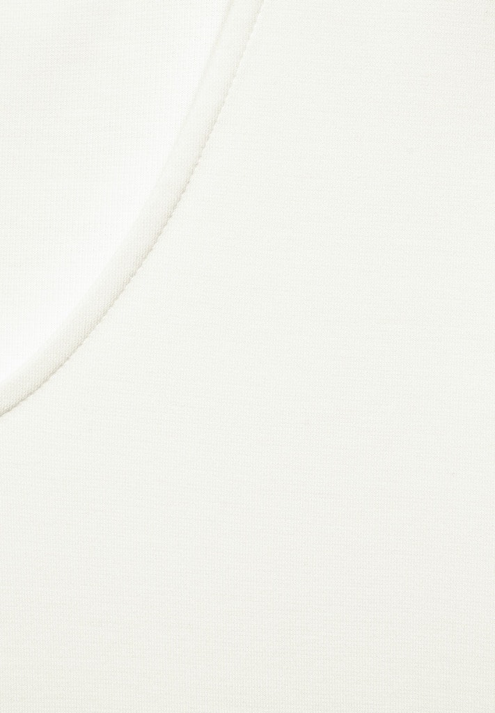 T-Shirt mit V-Ausschnitt