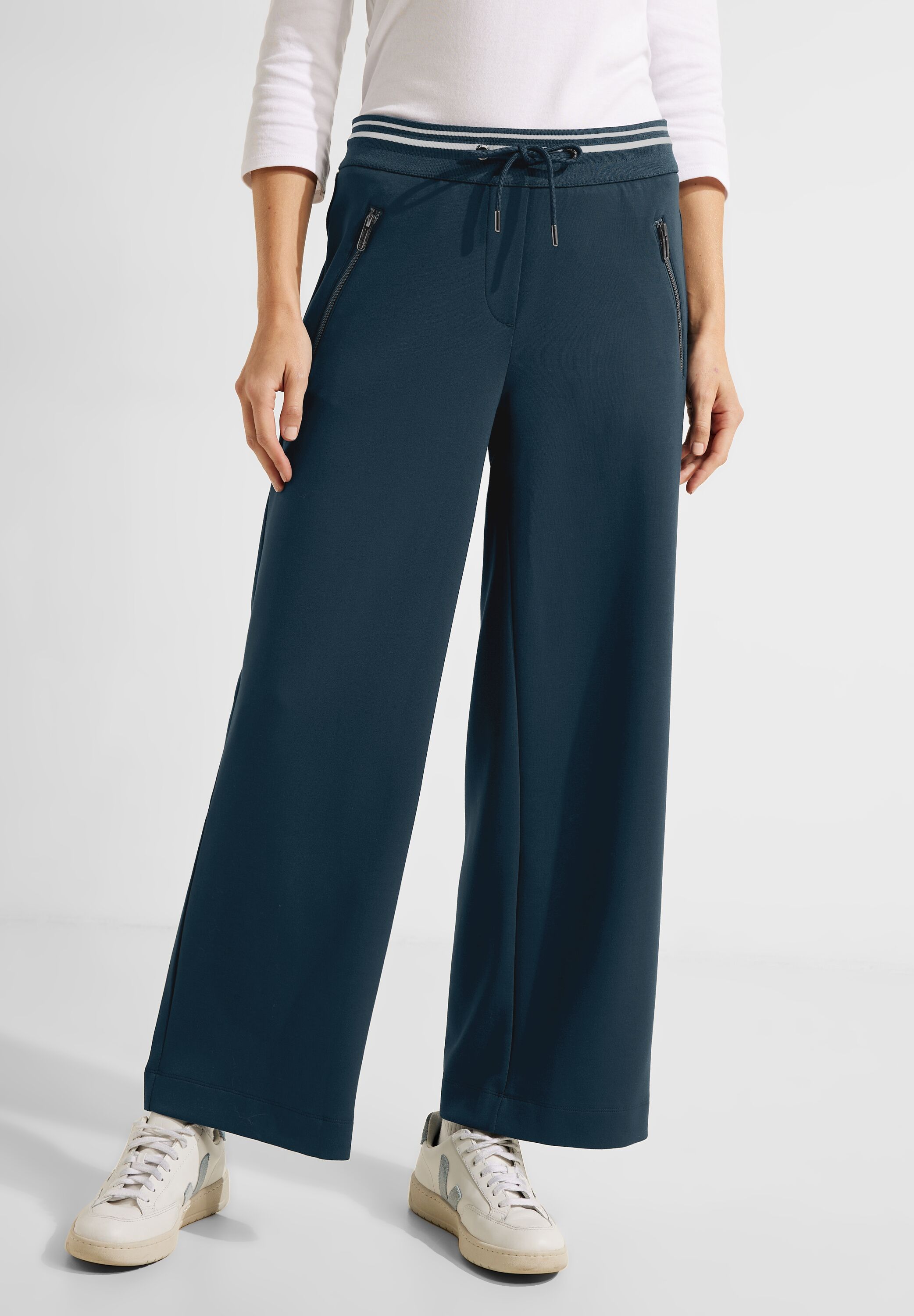 Loose Fit Hose