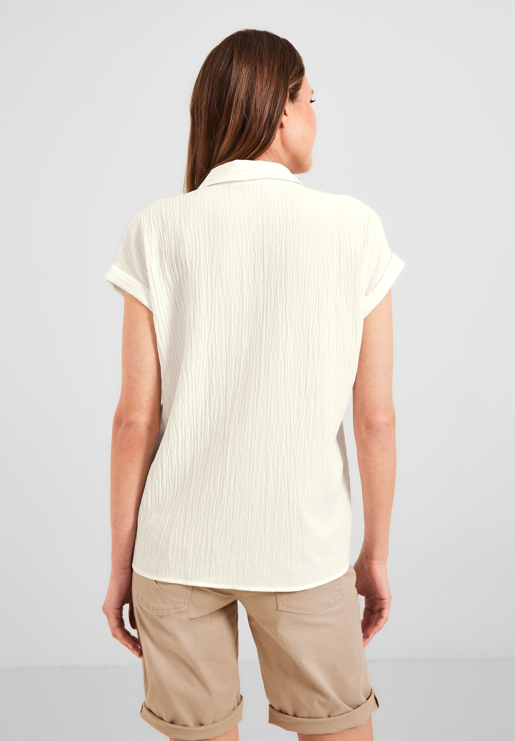Bluse mit Knotendetail