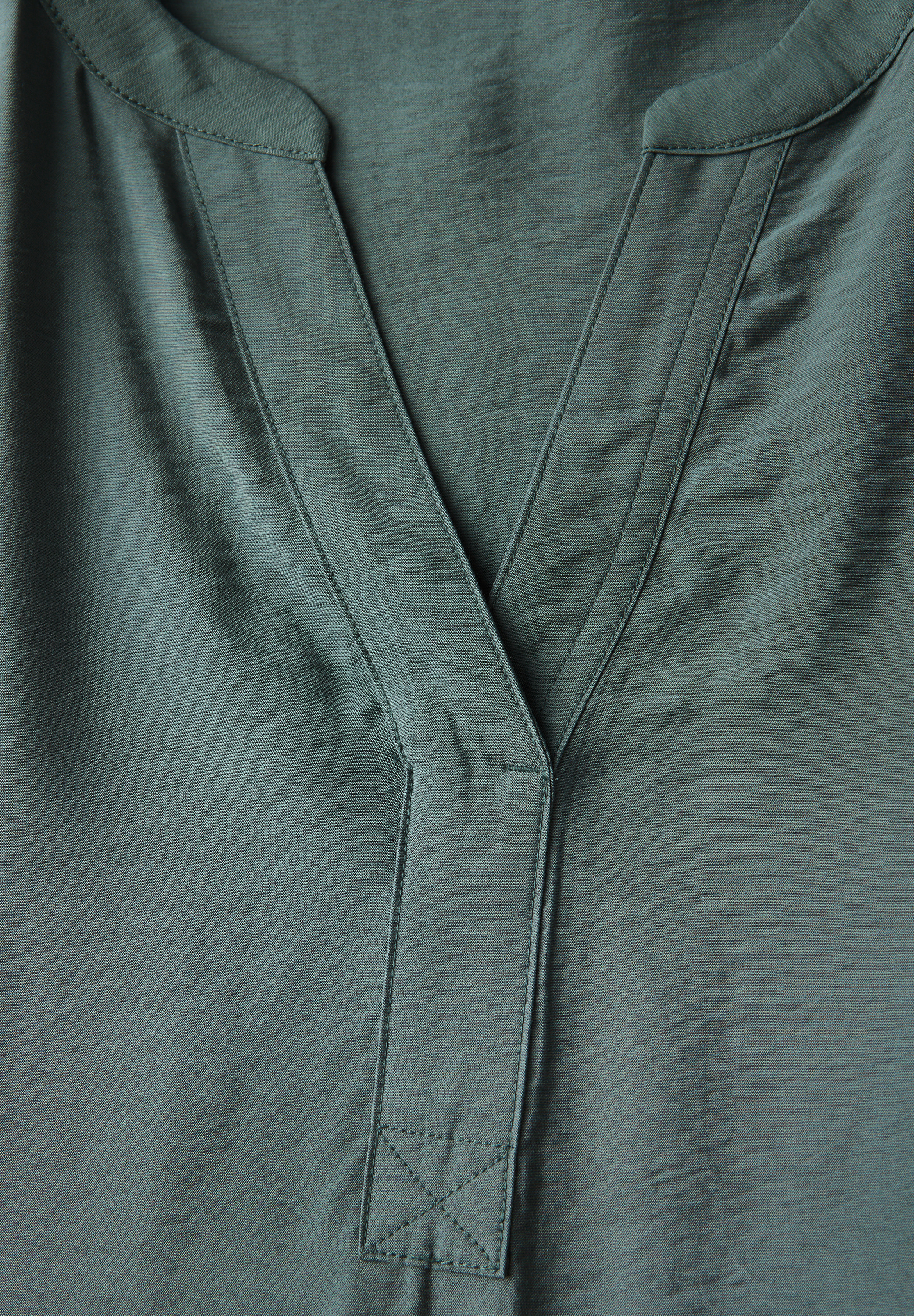 Split Neck Strukturkleid