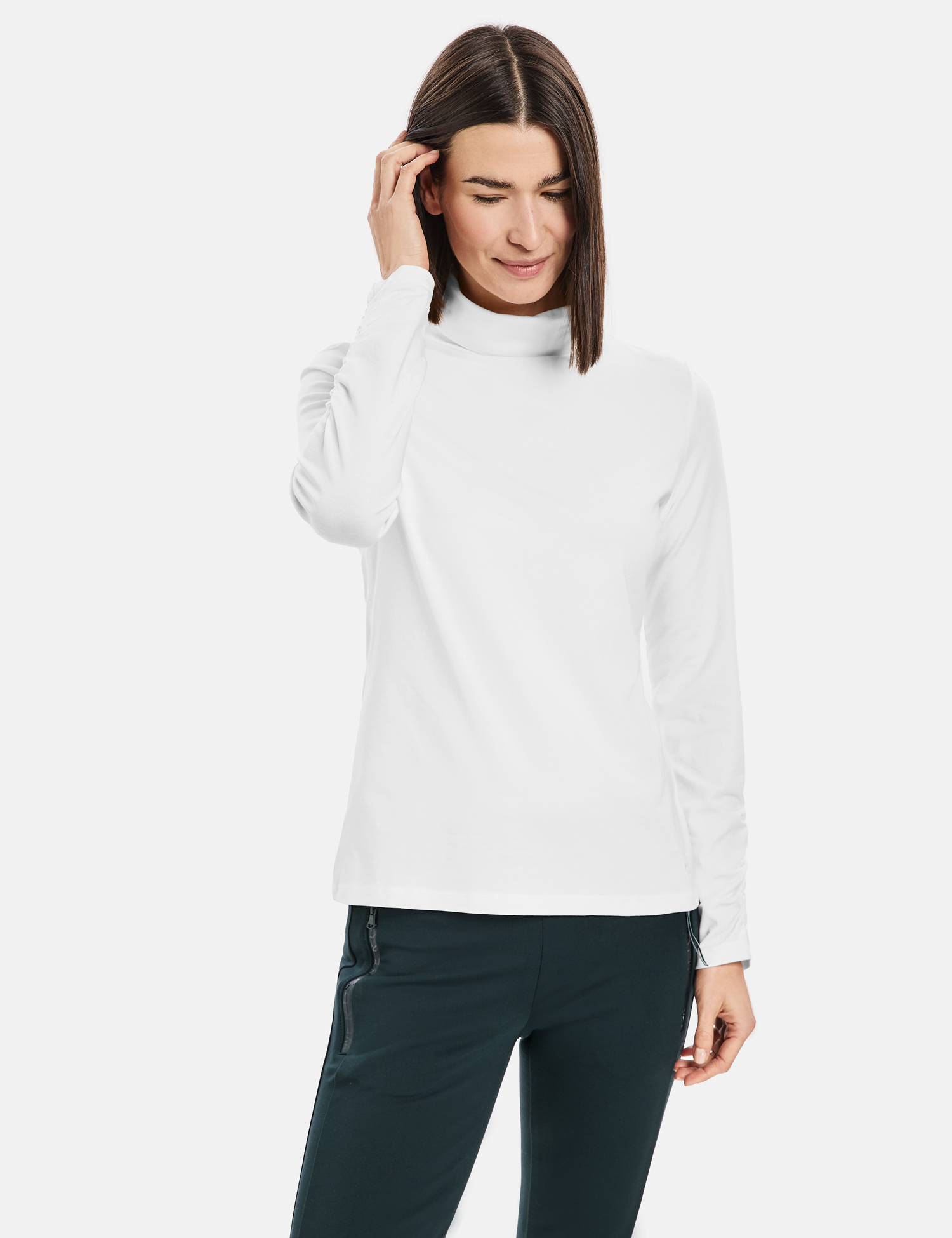 Langarmshirt mit Rollkragen und Raffung am Ärmel