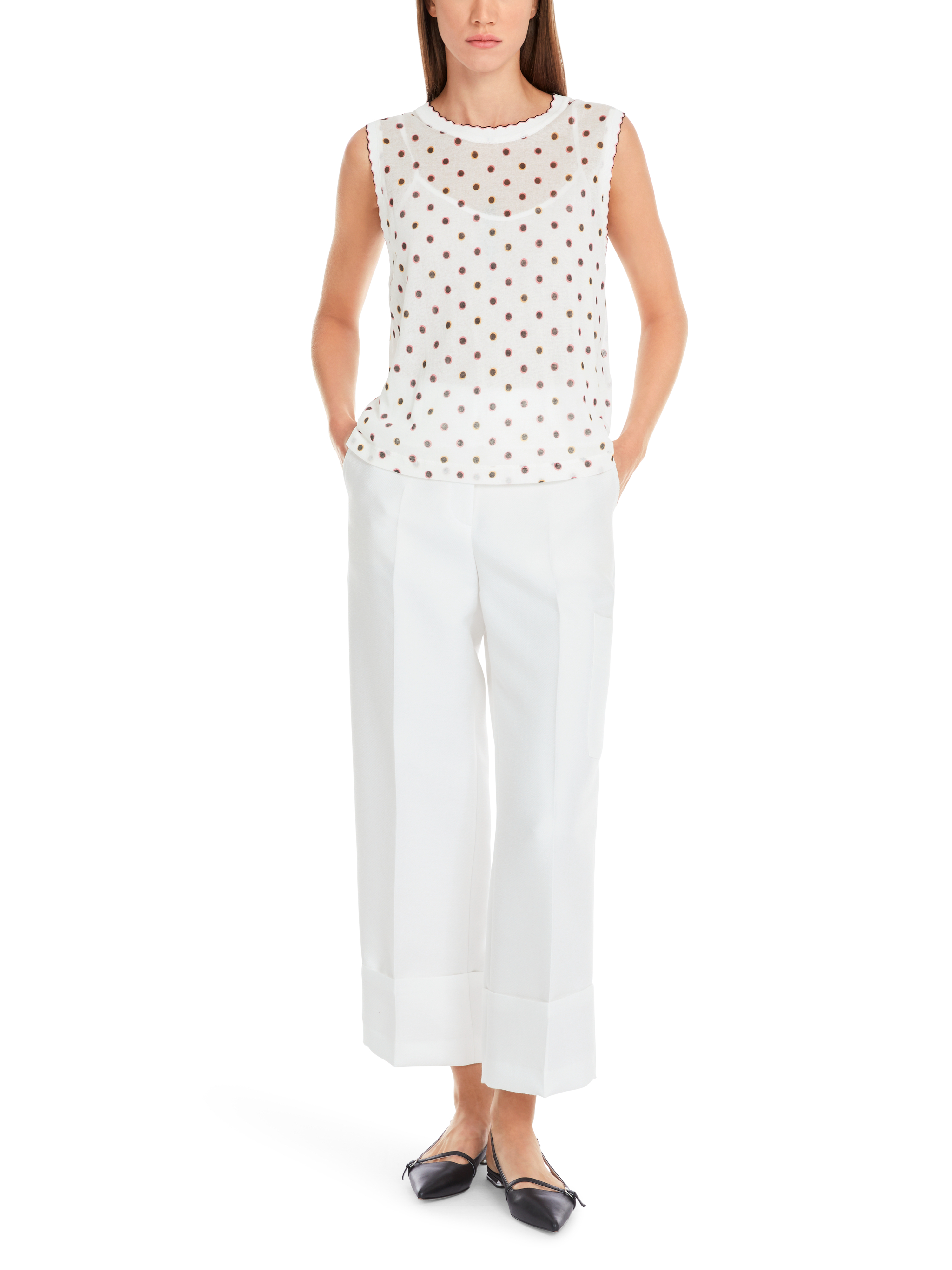 Knitted in Germany Top mit Tupfen