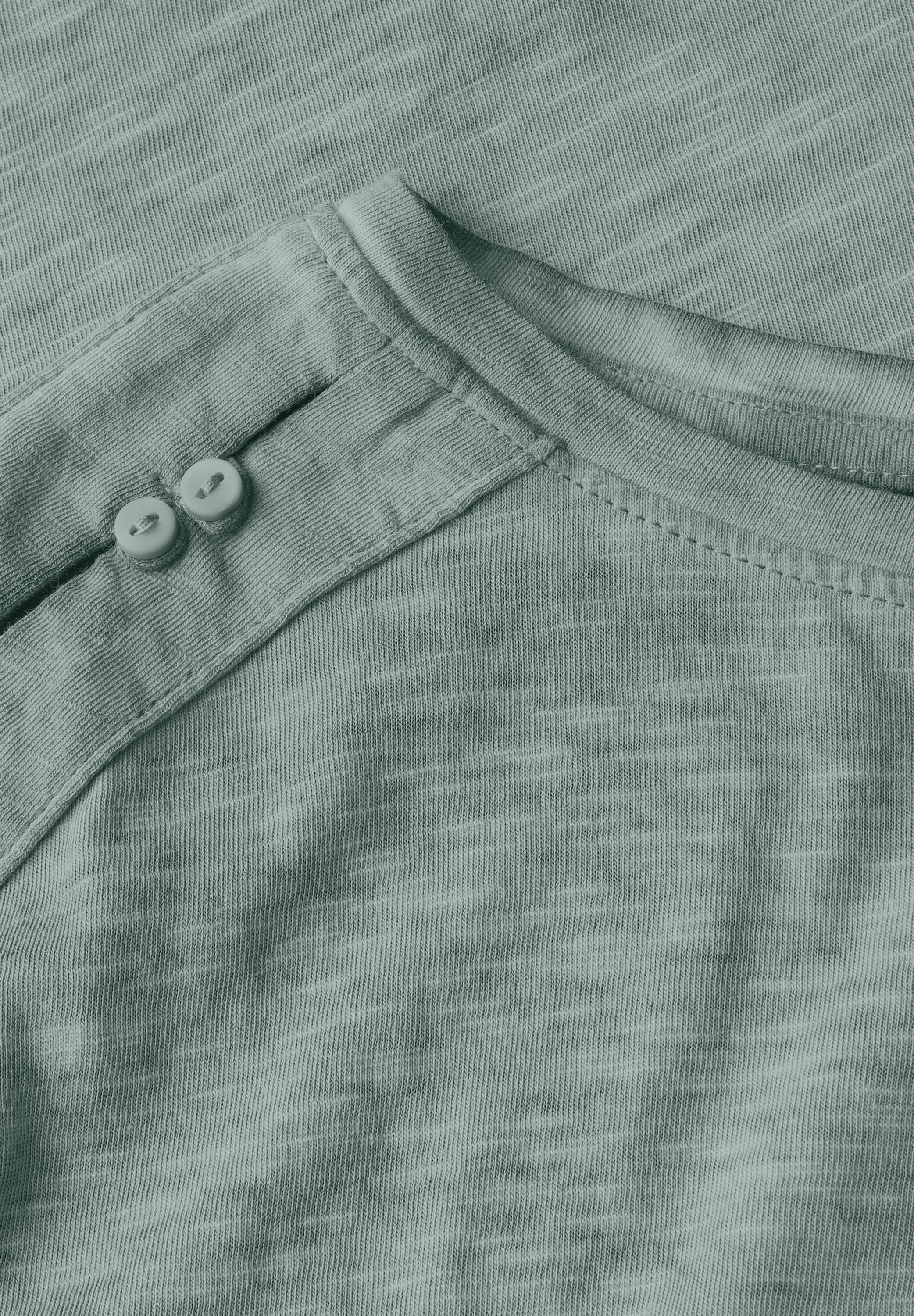 T-Shirt mit Knopfdetail