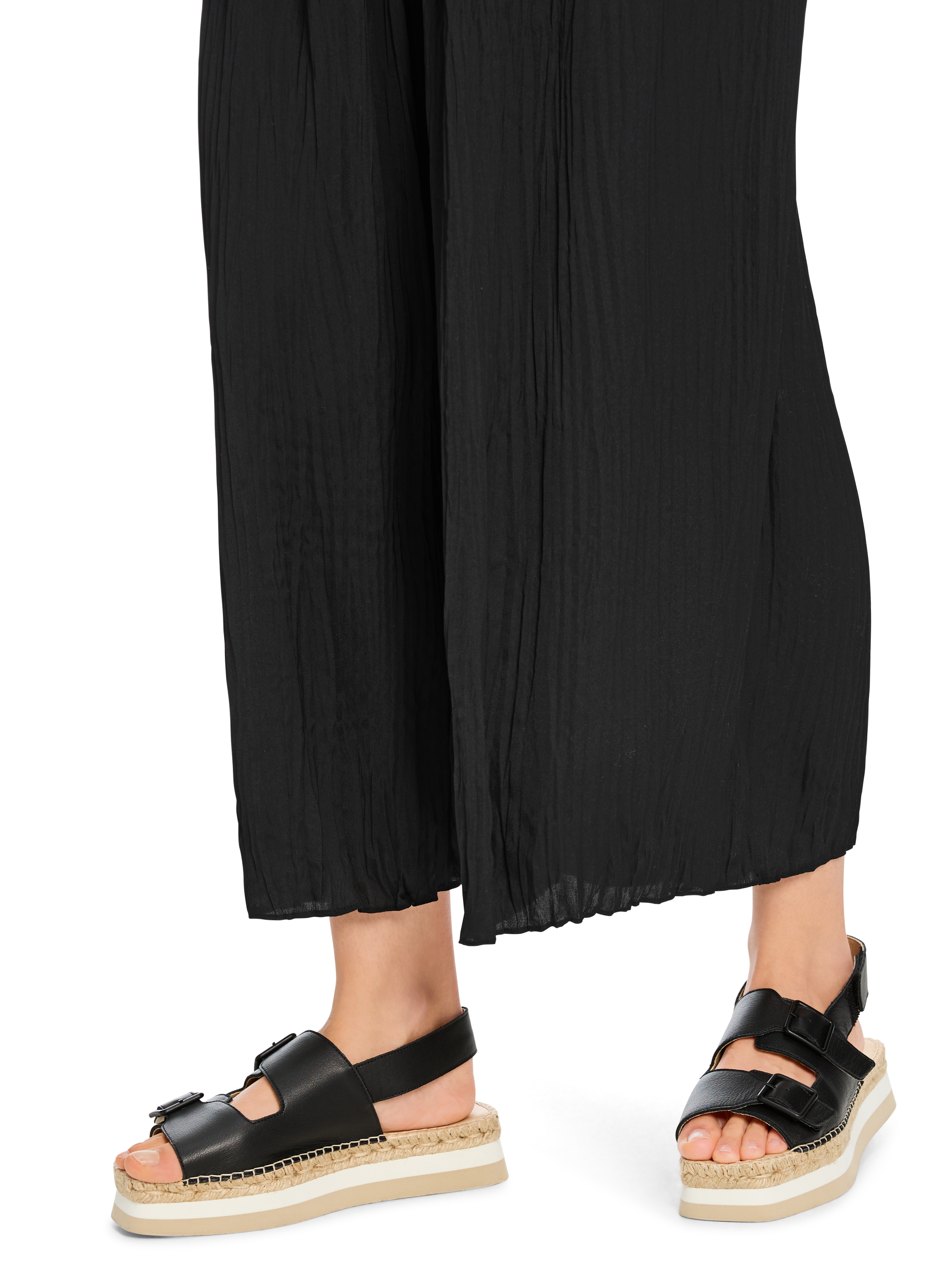 Plissee-Modell WOLIN "Rethink Together"