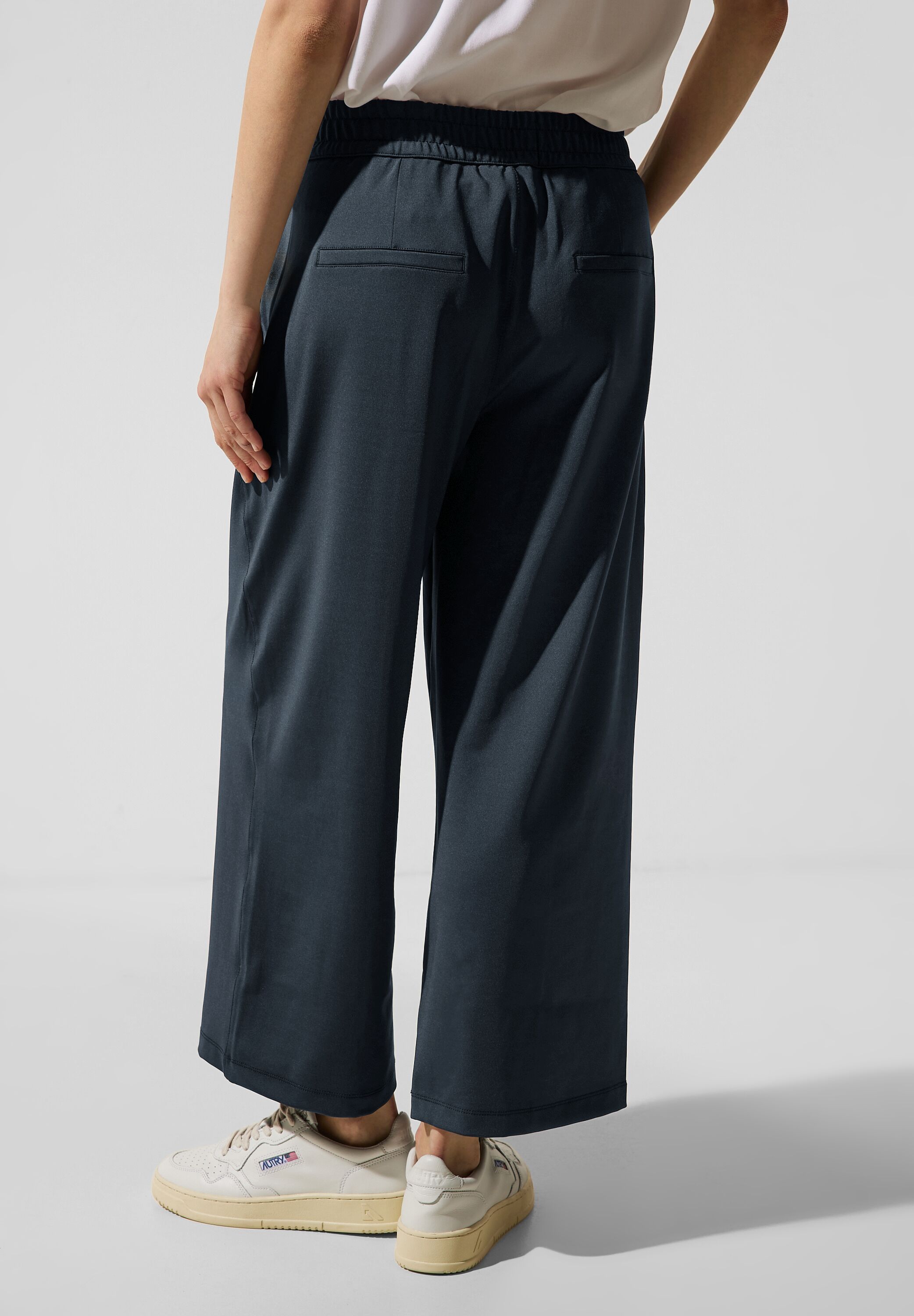 Loose Fit 7/8 Hose