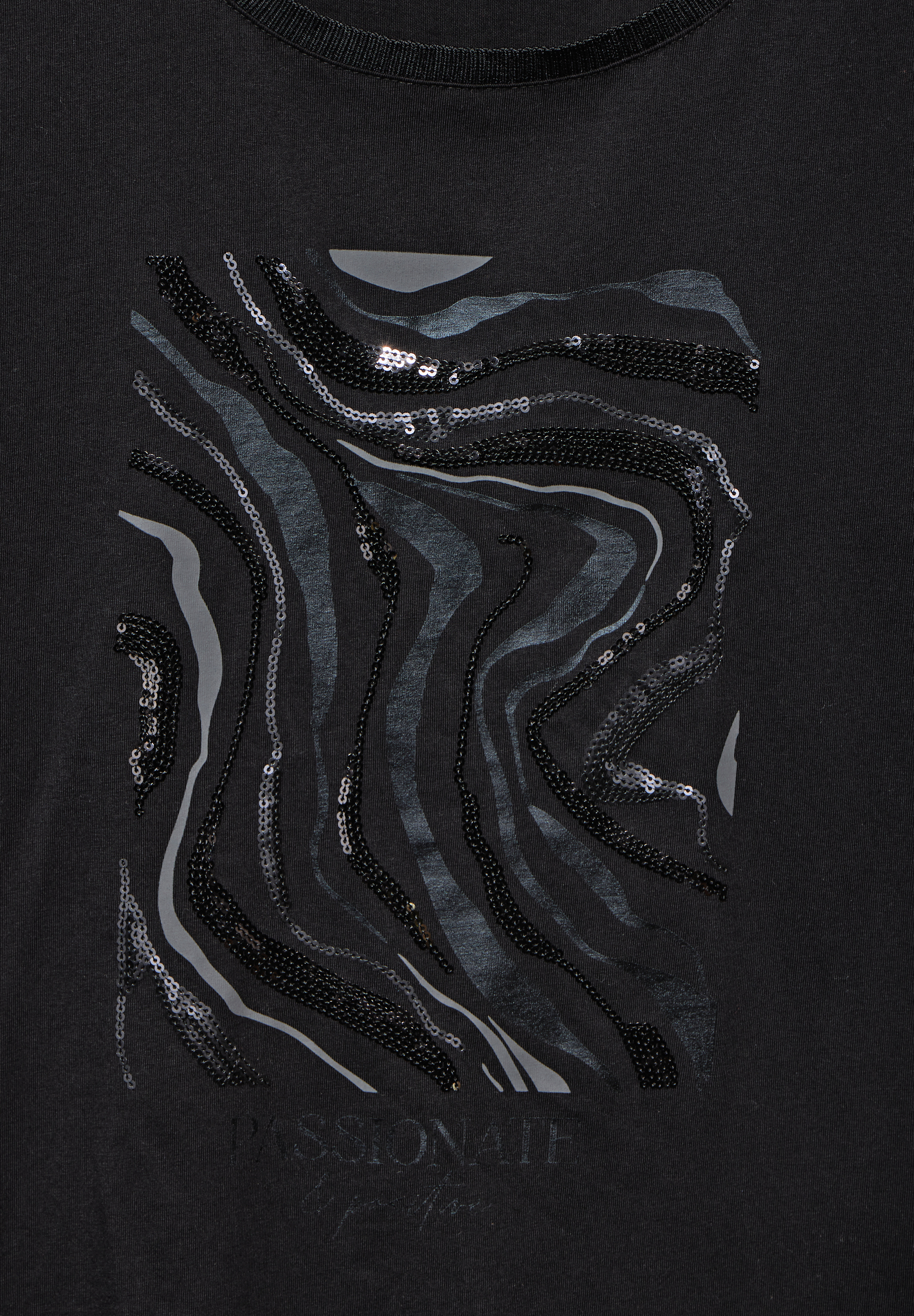 T-Shirt mit Pailetten