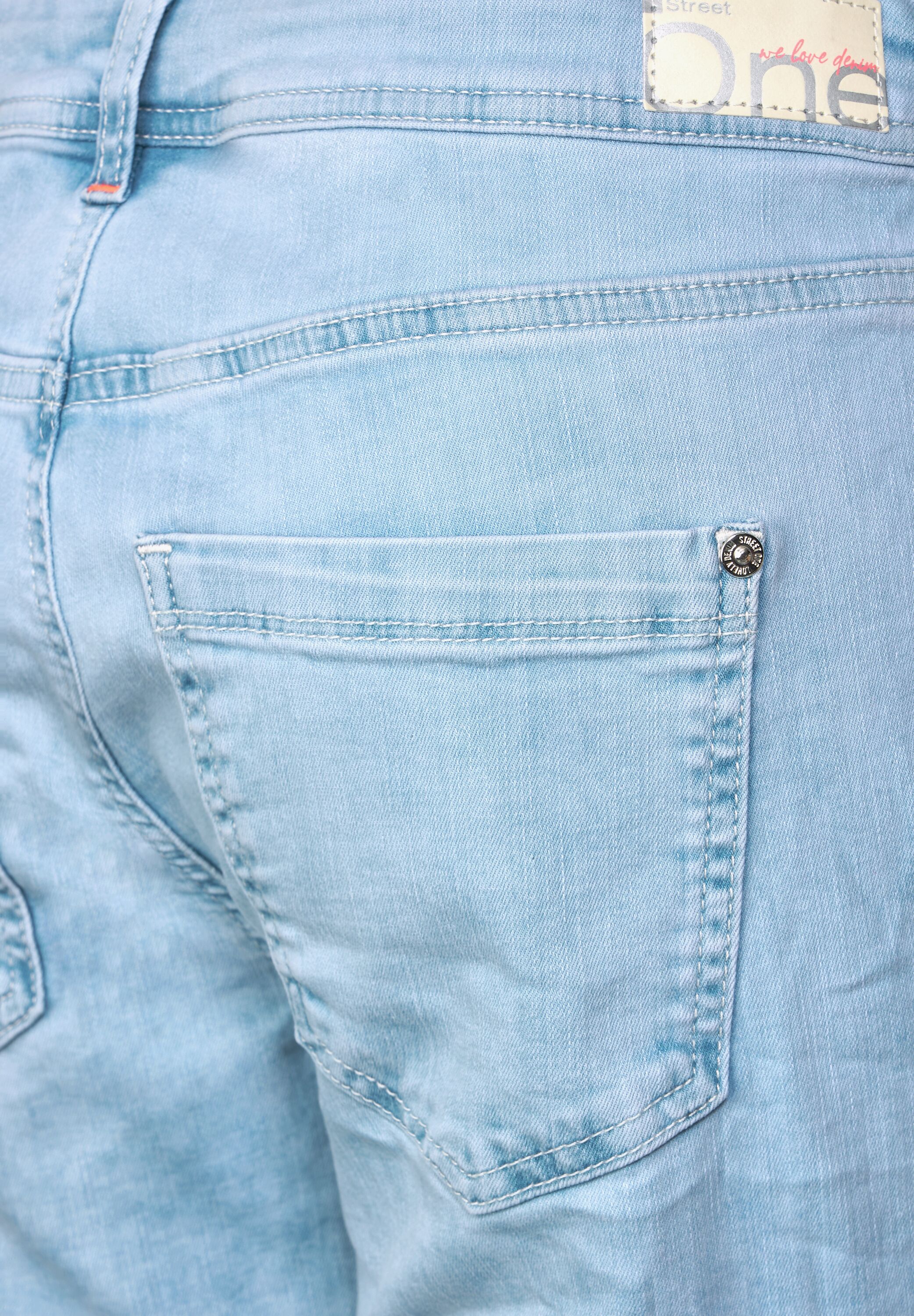 Loose Fit Jeans
