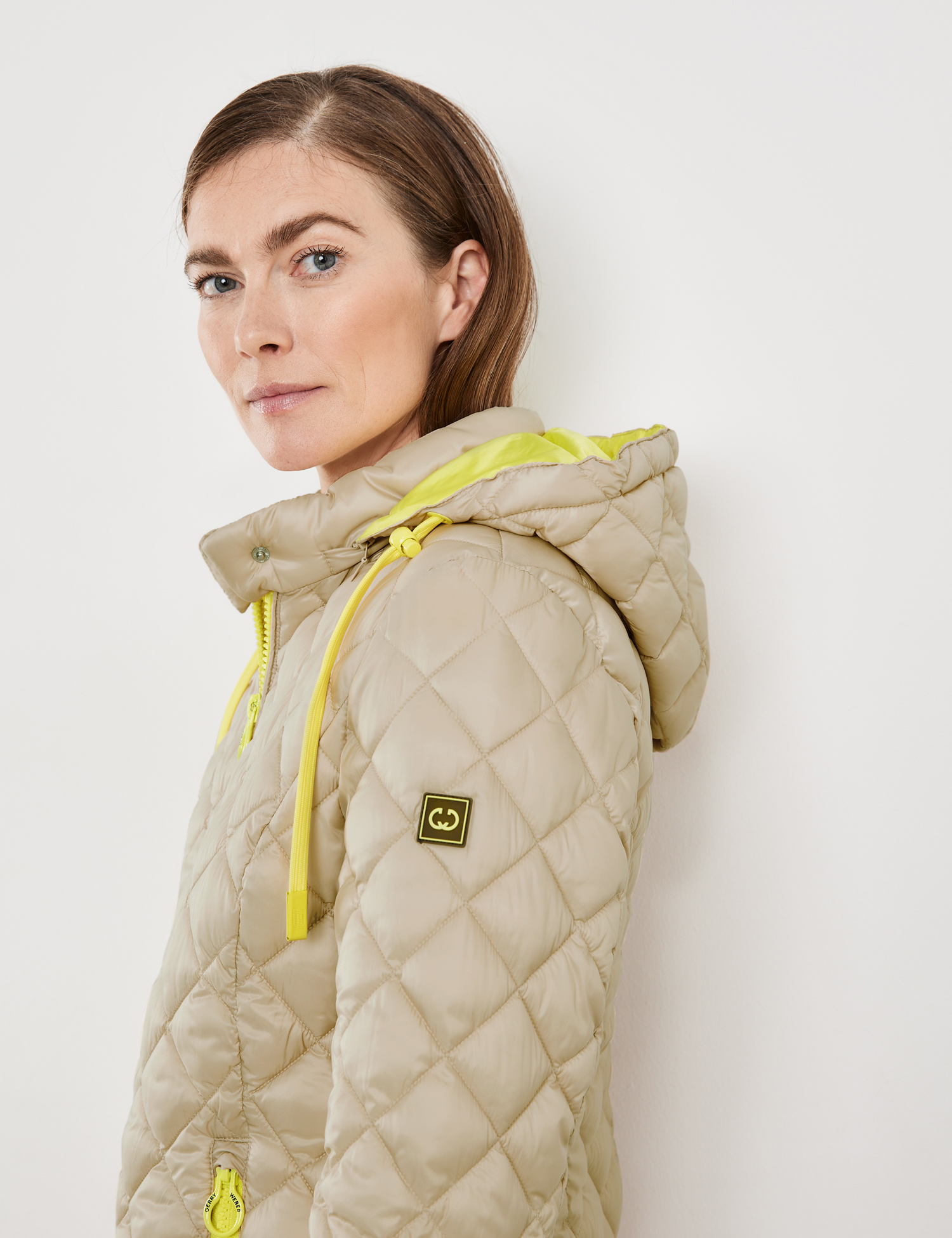 Steppjacke mit Farbakzenten