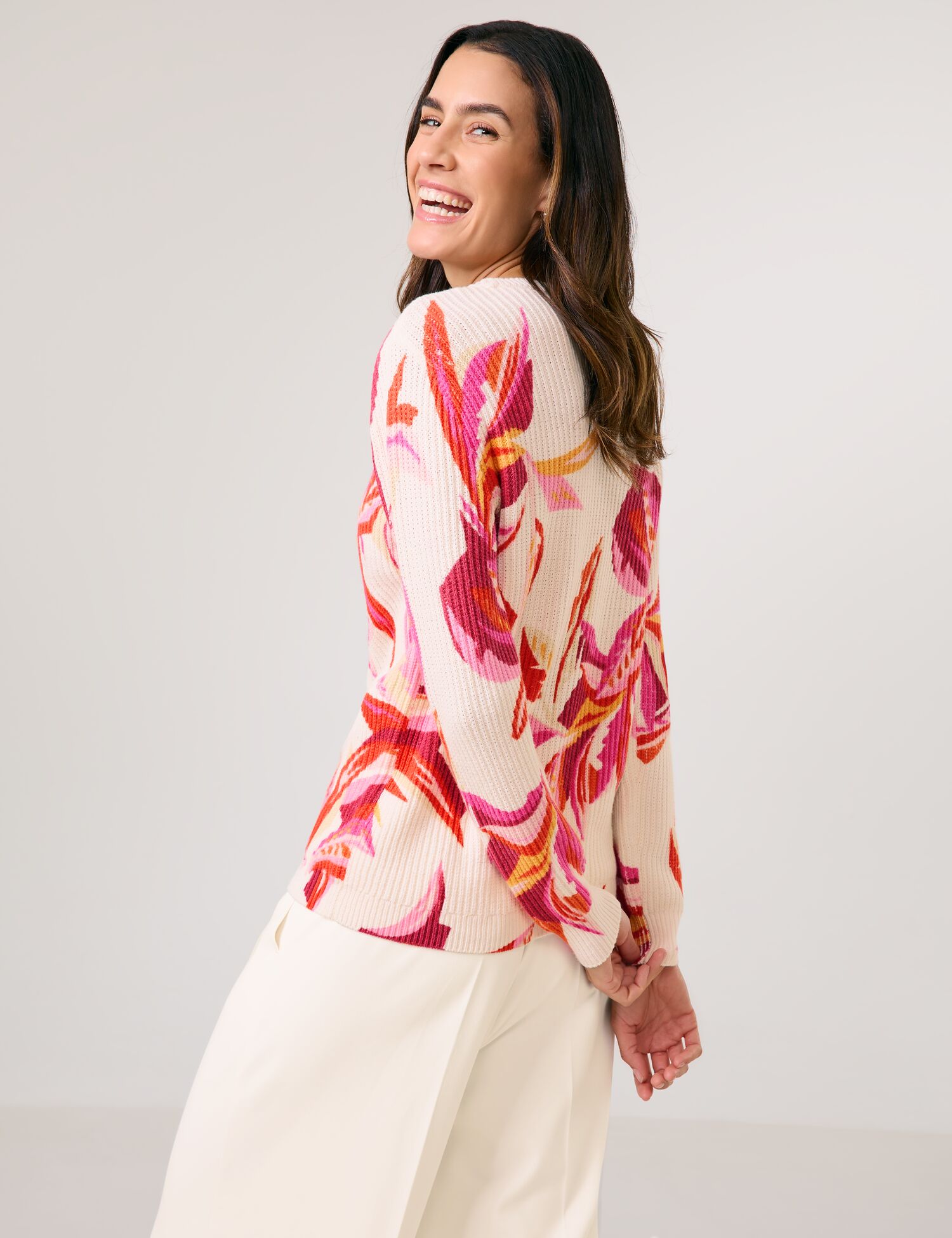 Floral gemusterter Pullover in Rippstrick