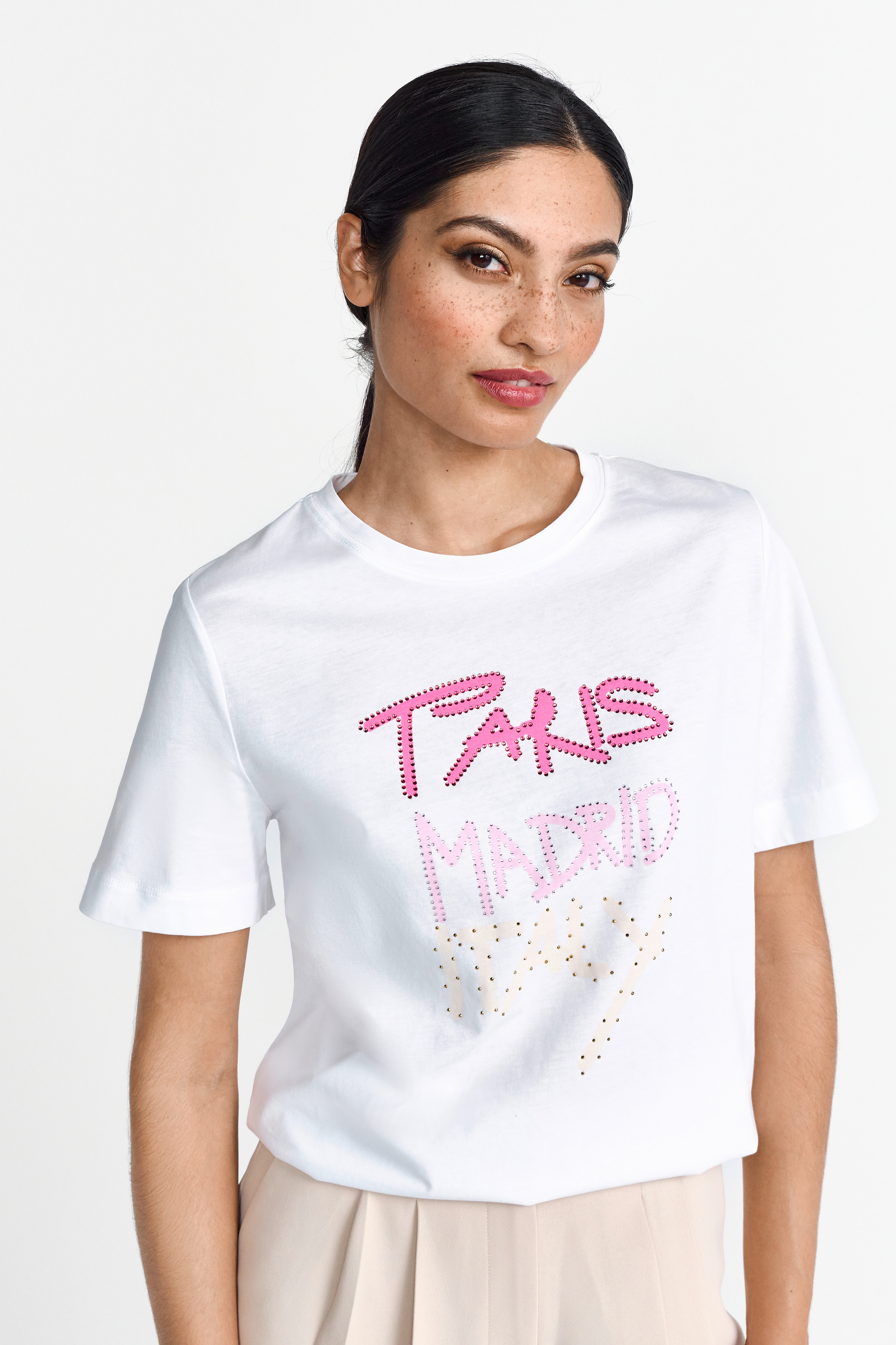 Elegant Fit T-Shirt Paris Madrid Italy