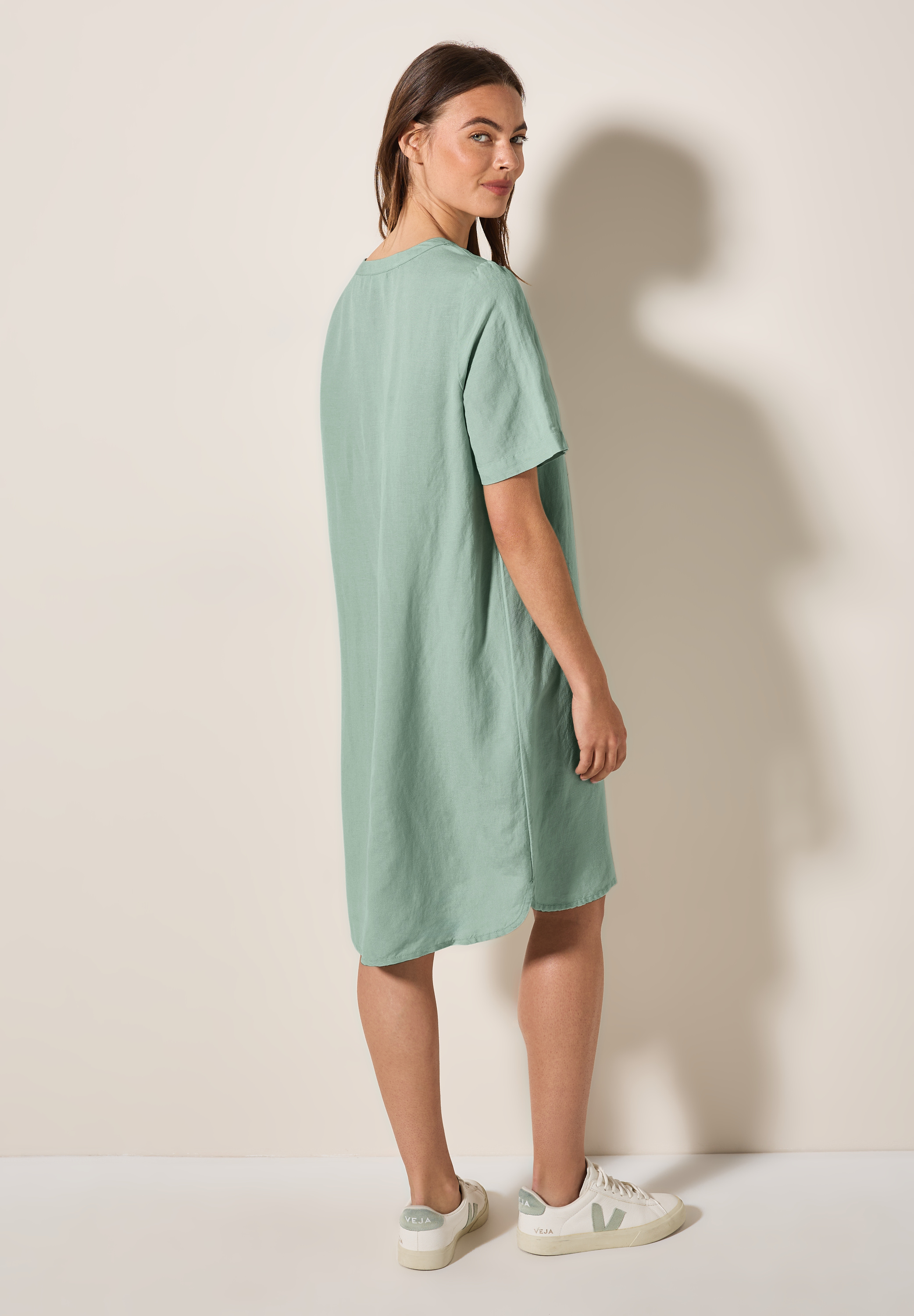 Split Neck Leinenmix Kleid