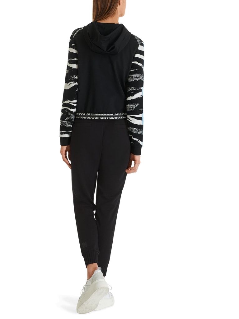 Cardigan Knitted in Germany