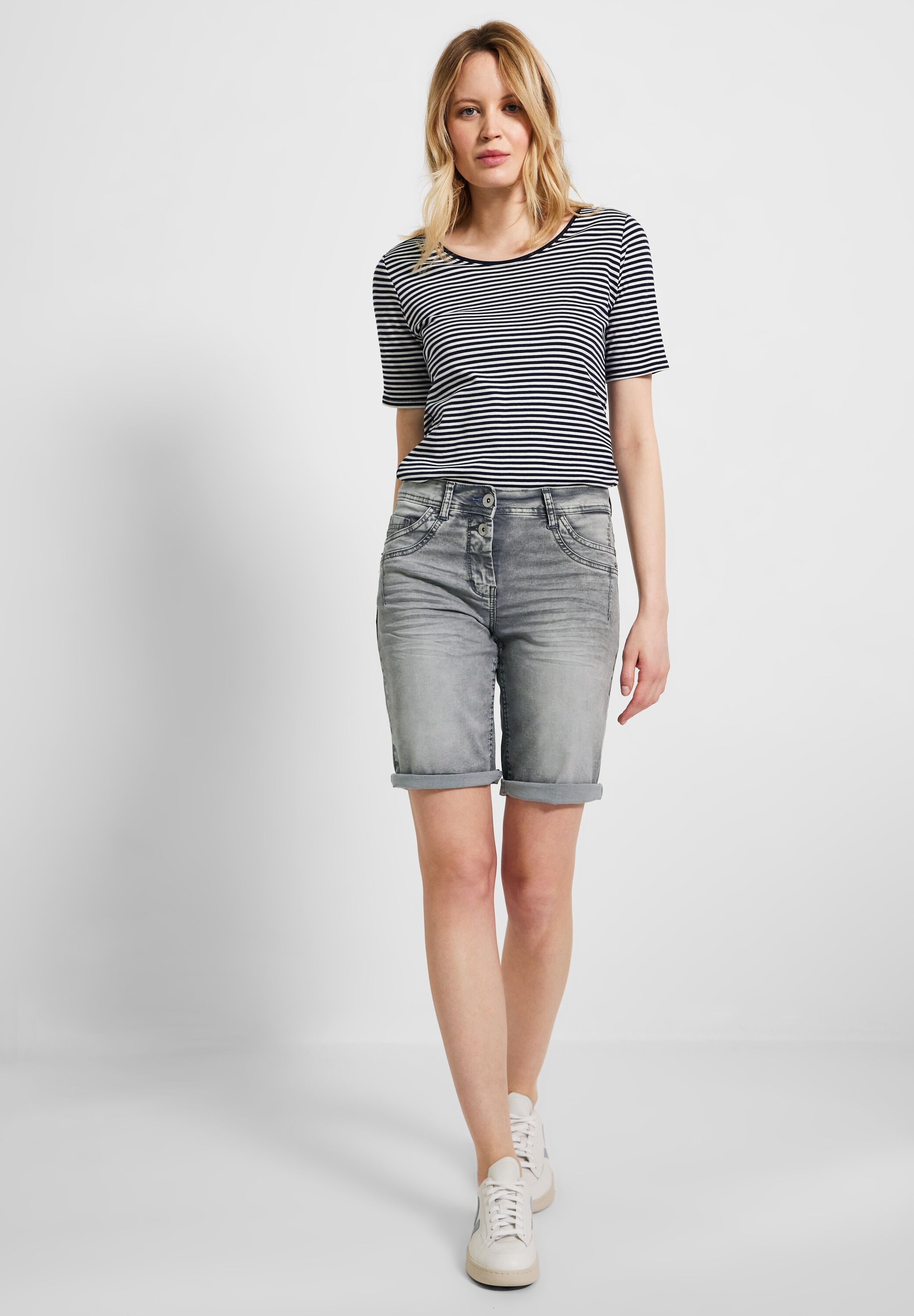 Loose Fit Jeansshorts
