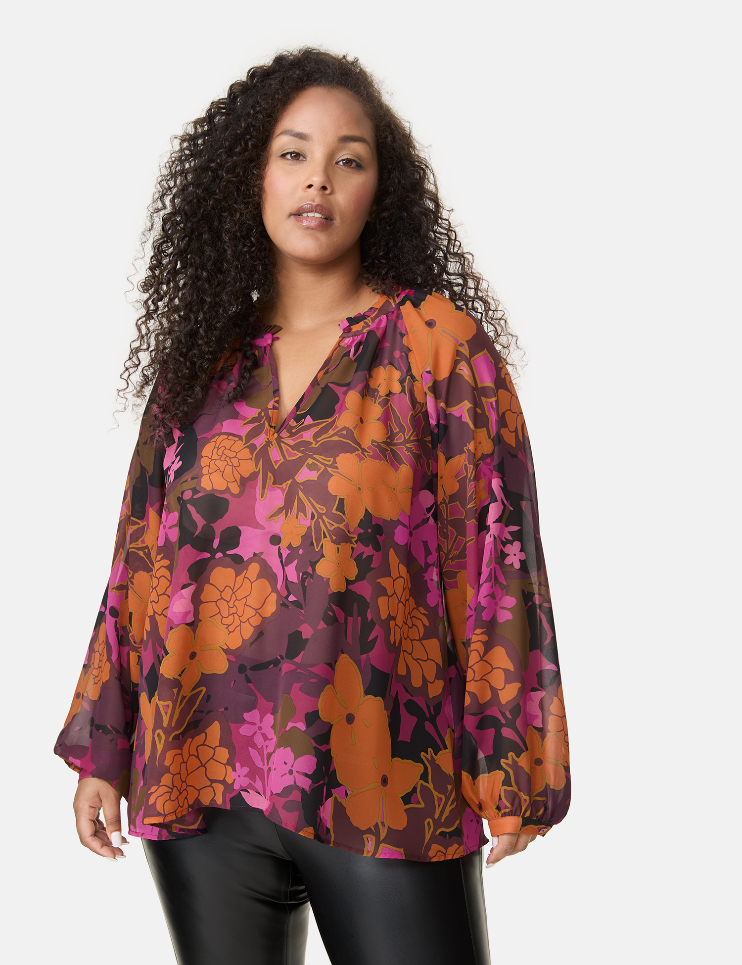 Bluse mit Rüschenkragen