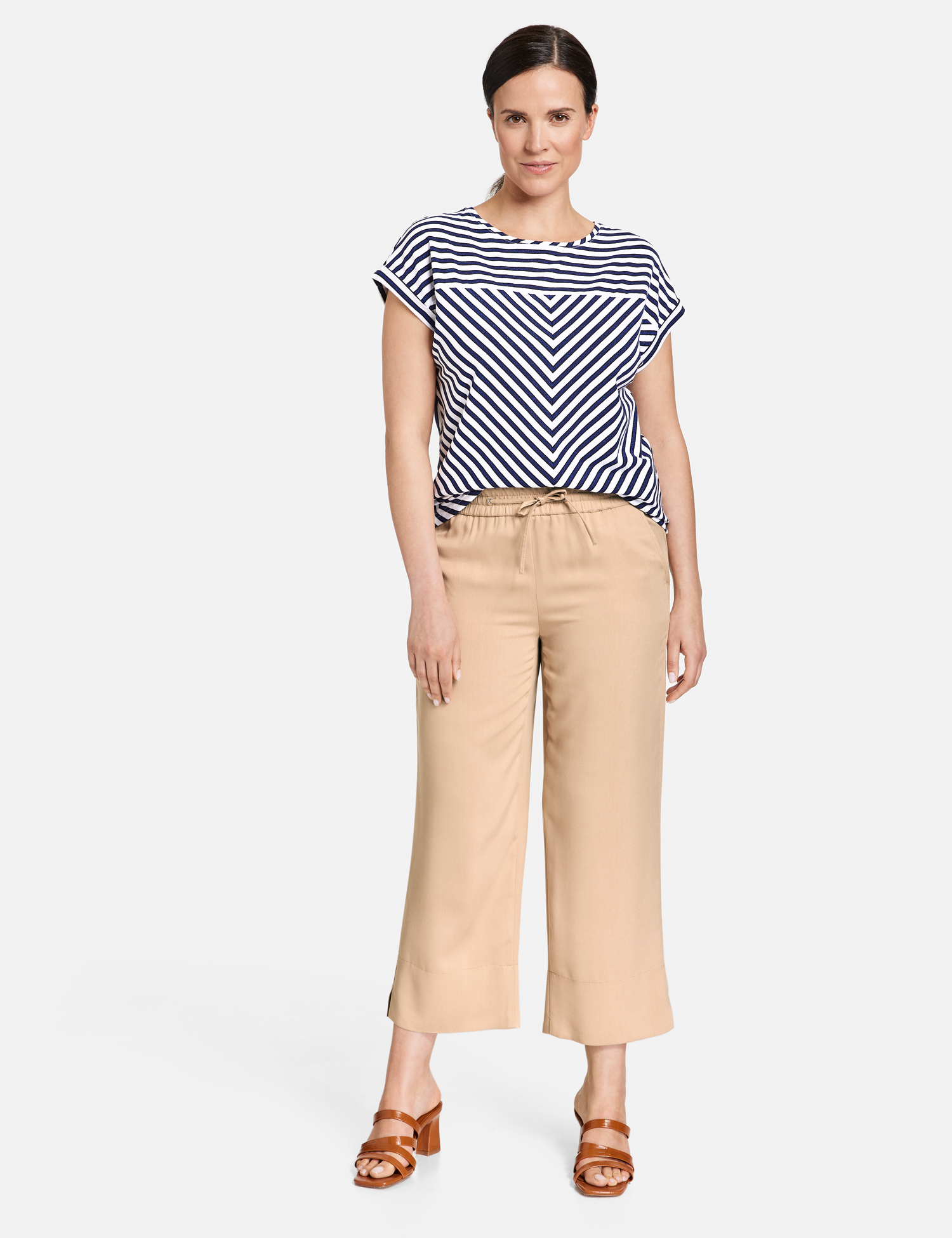 Schlupfhose Easy Fit mit Saumschlitzen