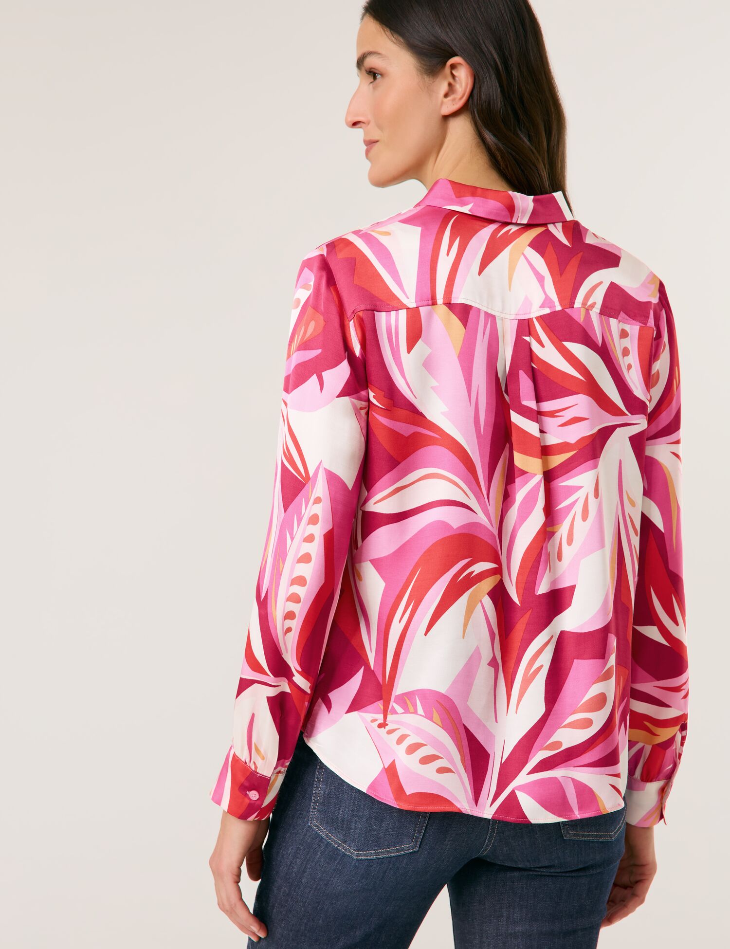 Satinierte Bluse mit floralem Dessin