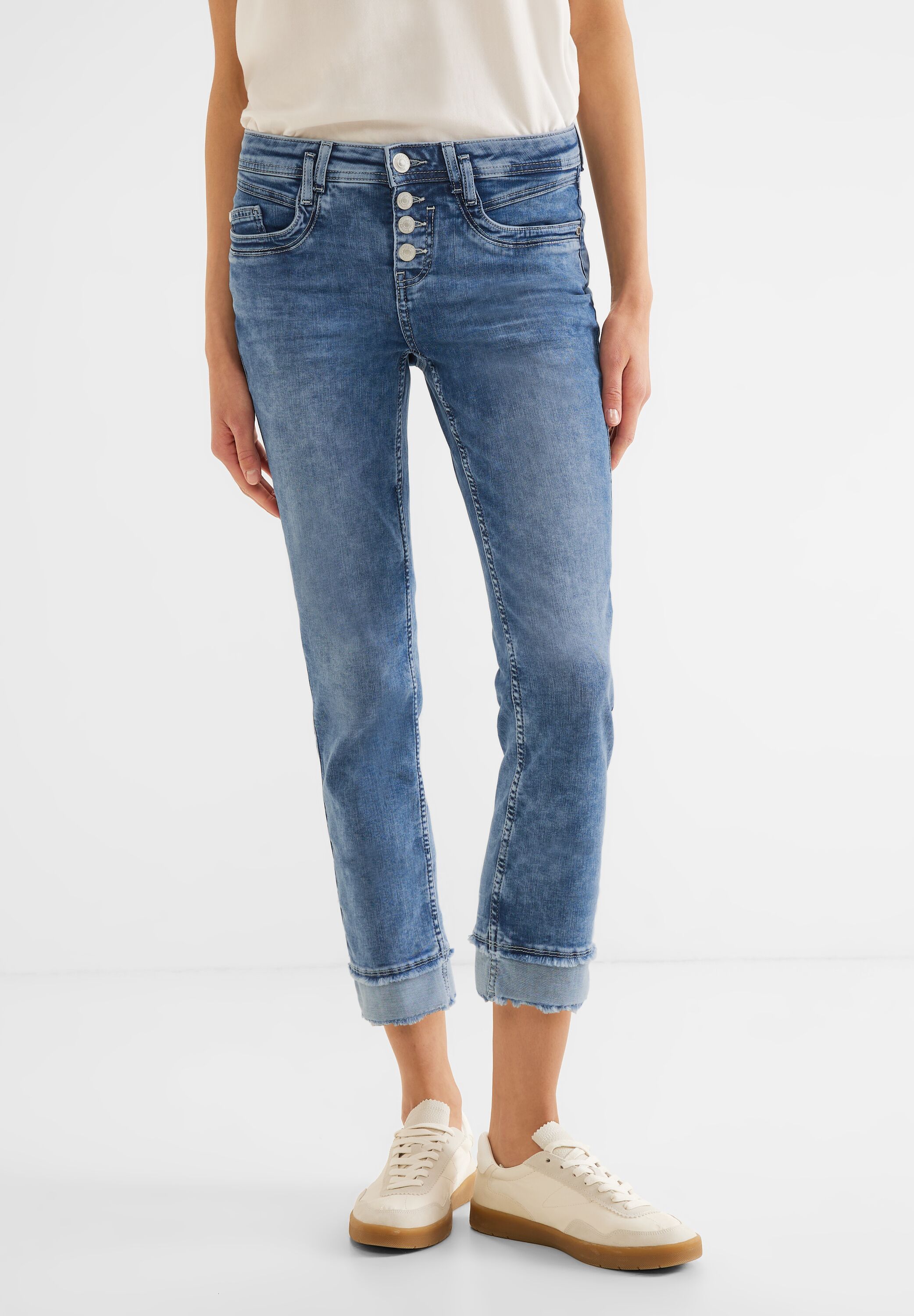 Casual Fit Jeans in 7/8