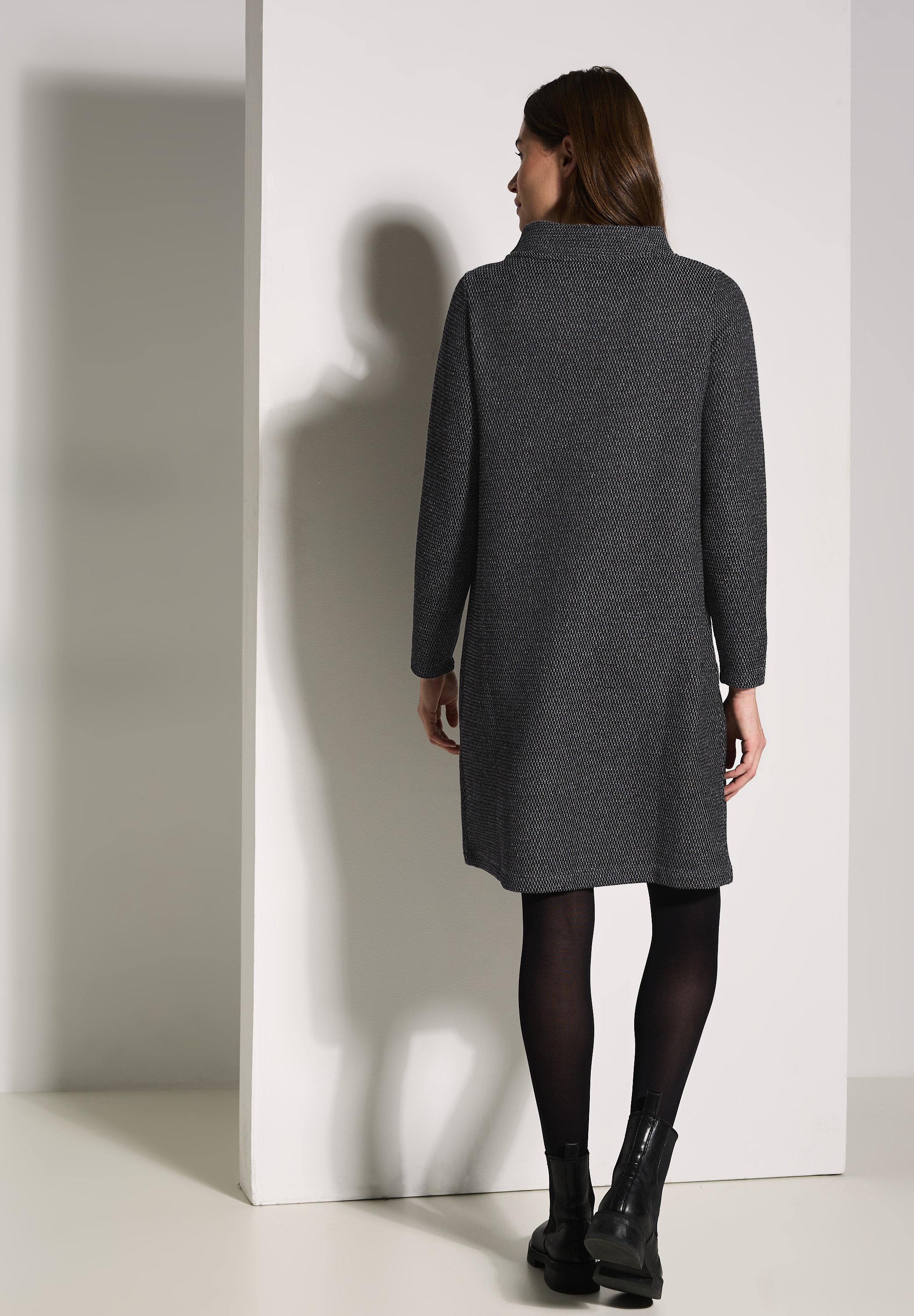 Bouclé-Kleid