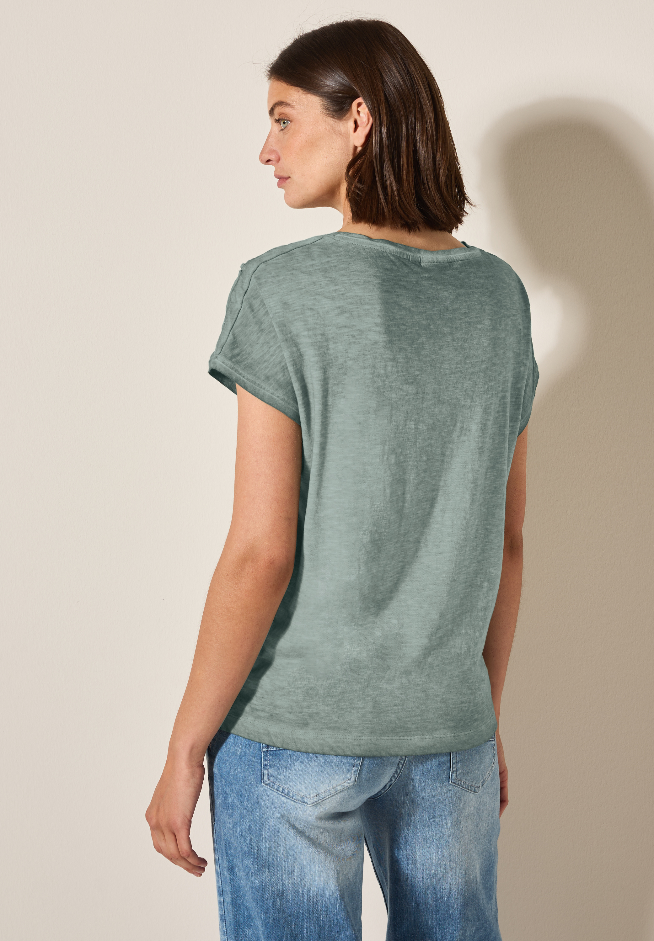 T-Shirt mit Knopfdetail
