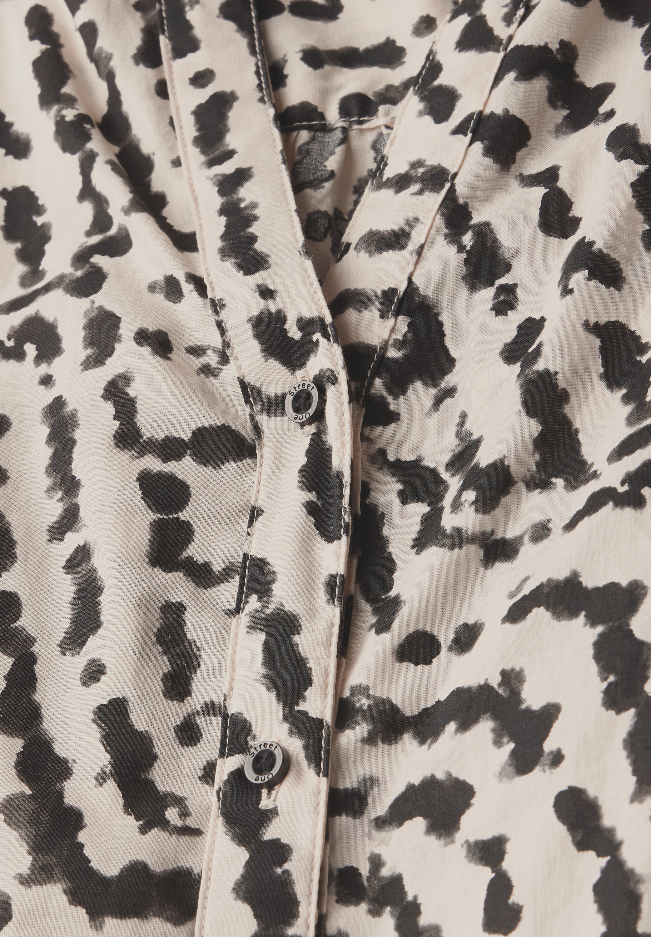 Print-Bluse mit Tapedetails