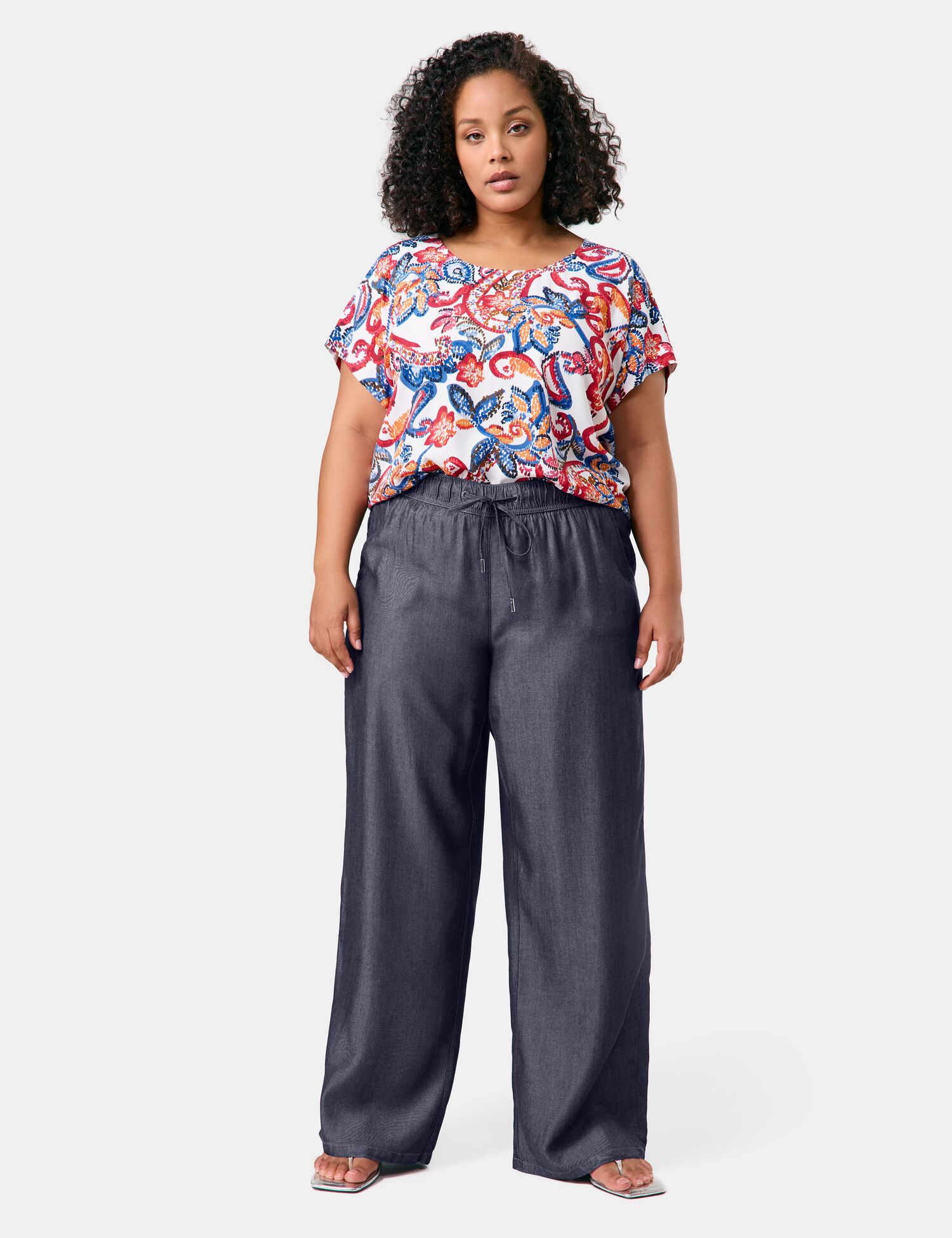 Fließende, weite Hose mit Denim-Optik Carlotta