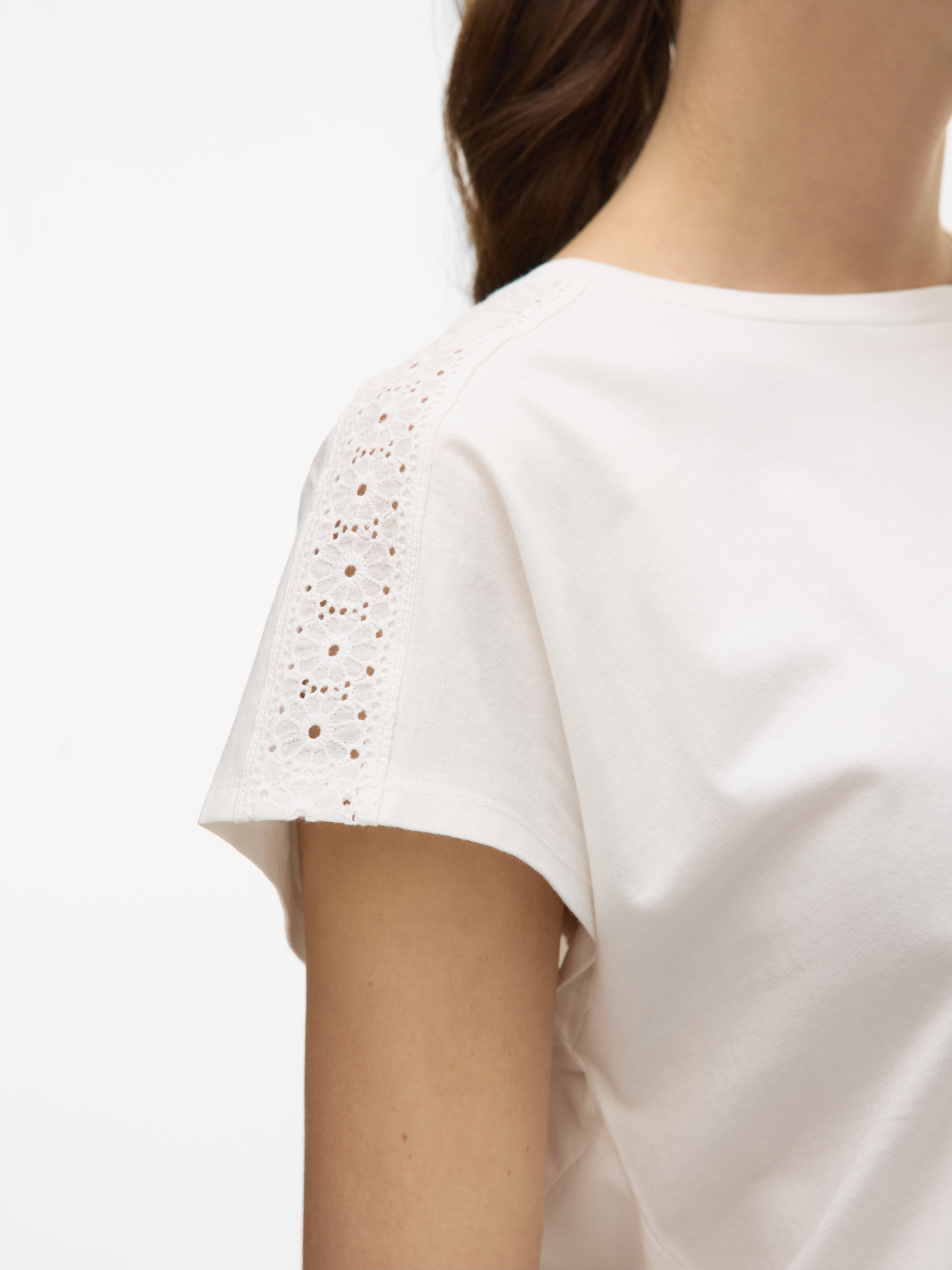 VMEMMY SS LACE TAPE TOP JRS NOOS