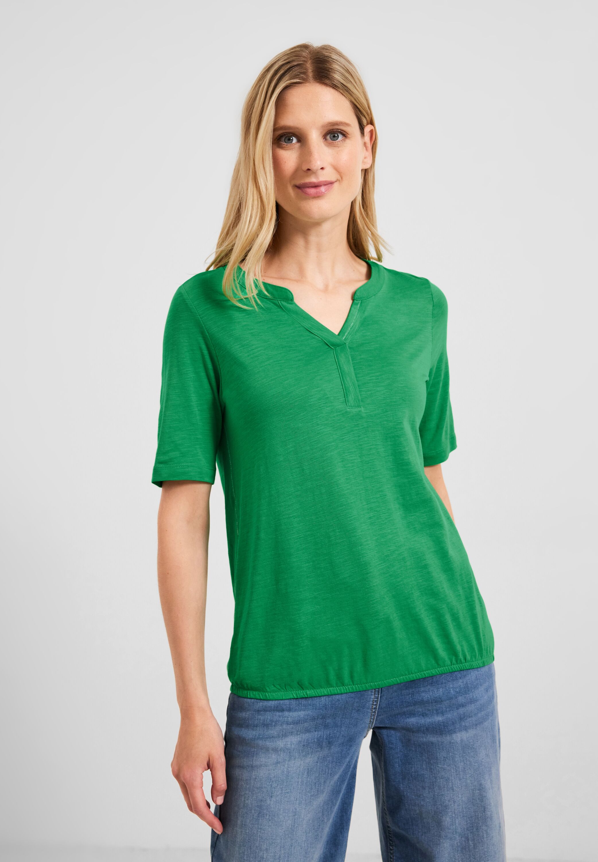 T-Shirt mit Elastiksaum