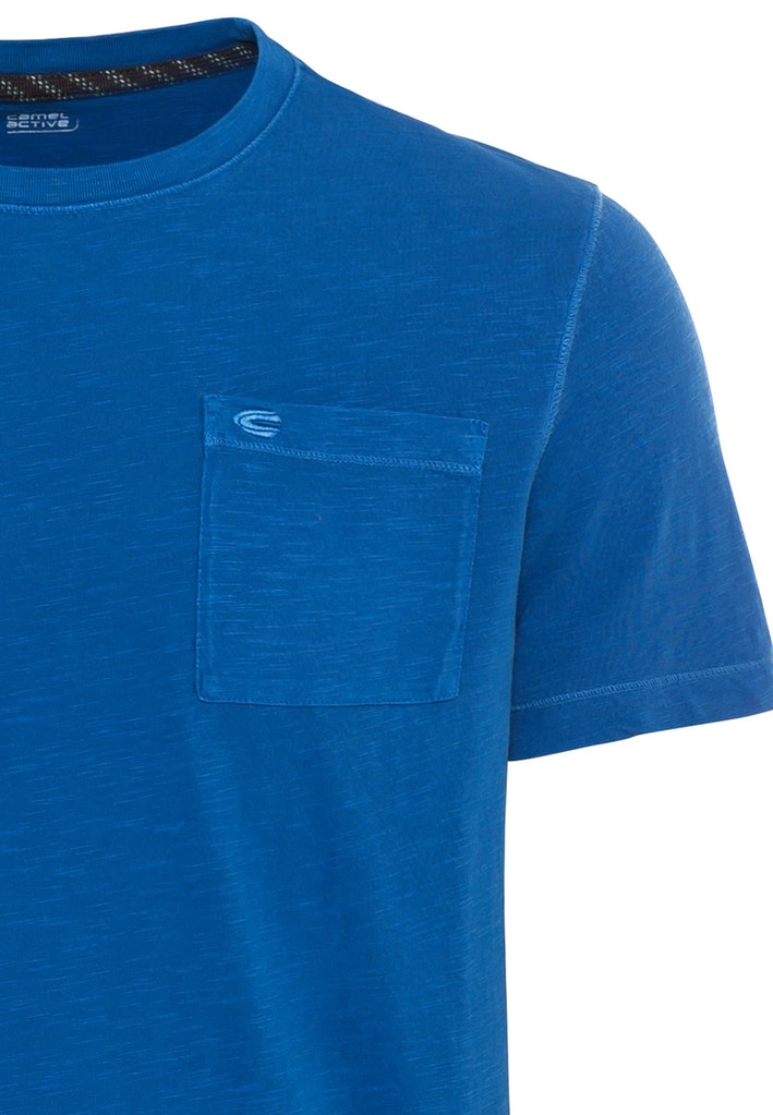 Basic T-Shirt mit Brusttasche aus Organic Cotton