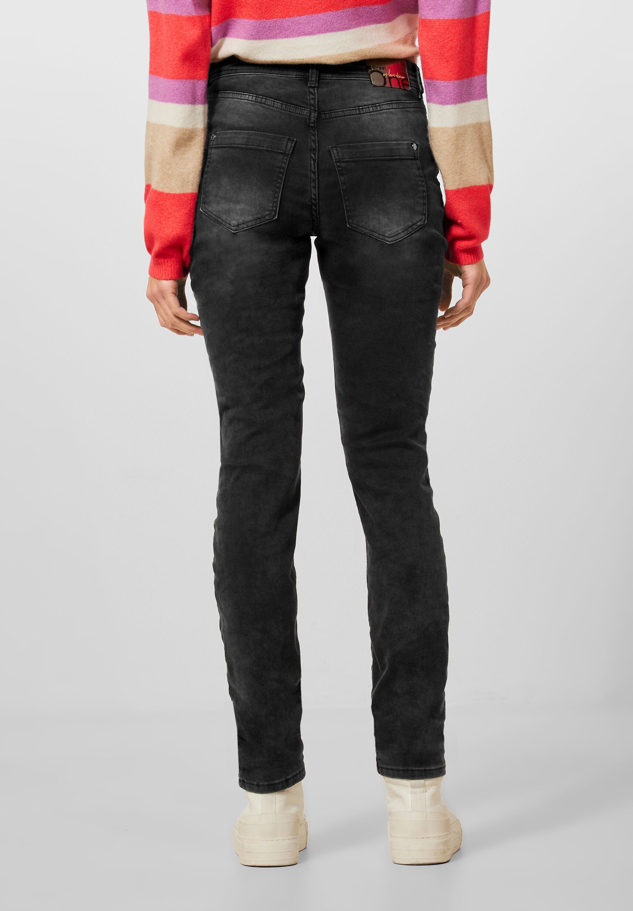 Casual Fit Jeans