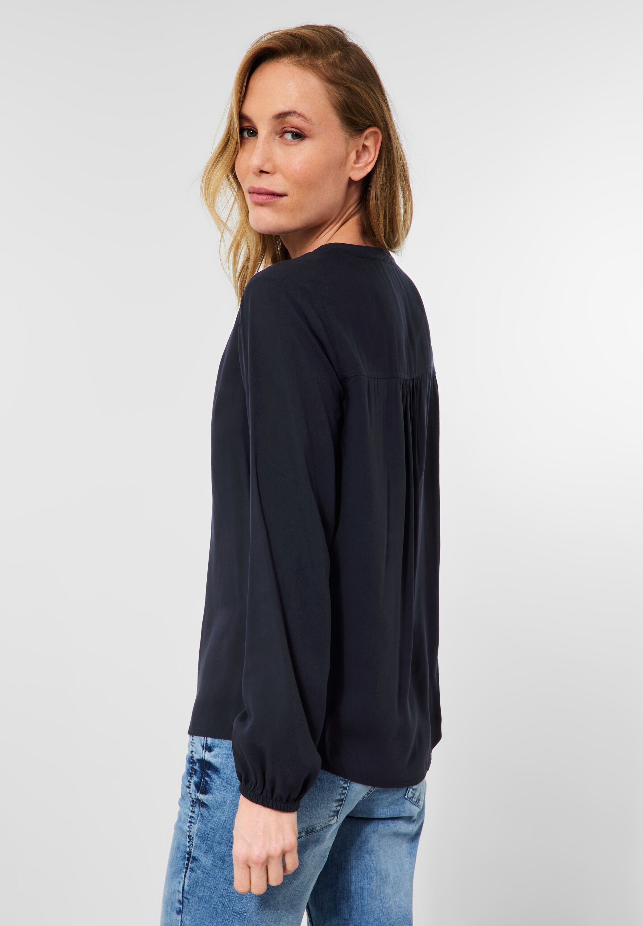 Bluse in Viskose