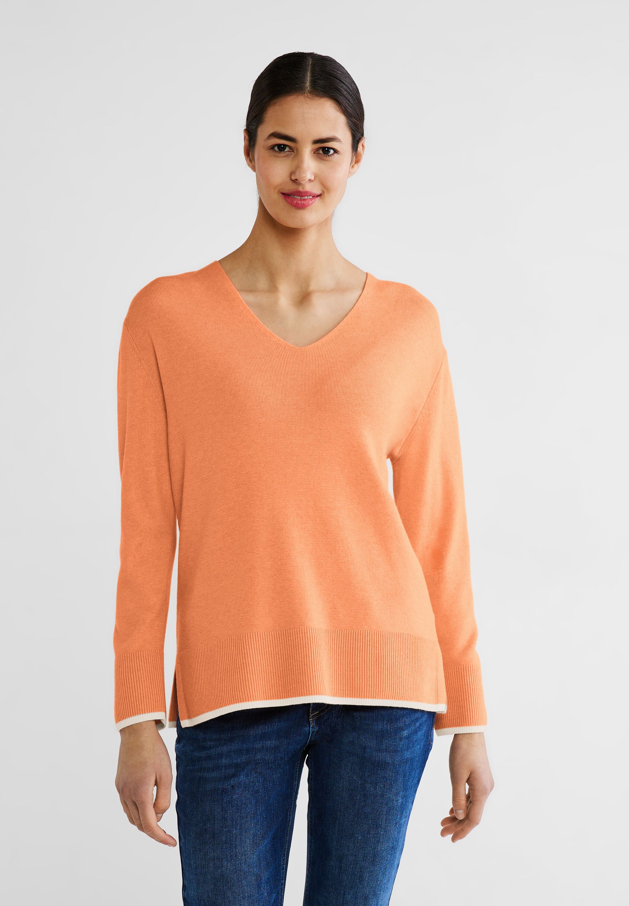 Pullover mit V-Ausschnitt