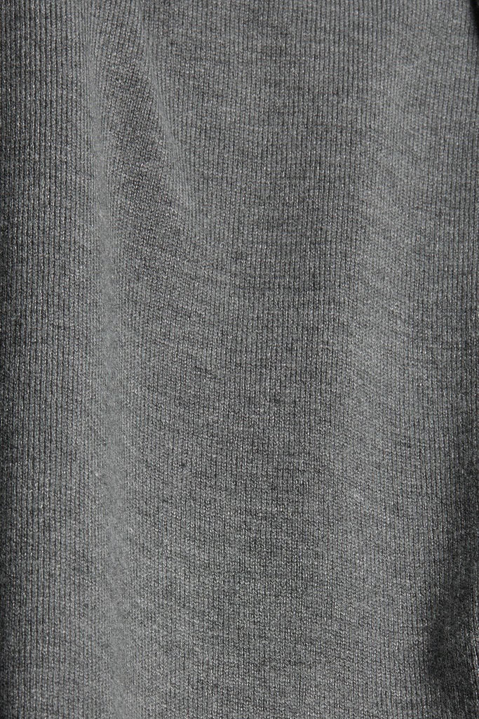 Rollkragenpullover aus Feinstrick