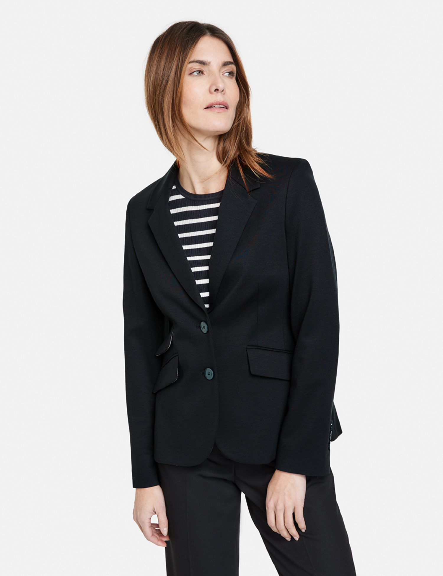 Klassischer Blazer mit modischem Detail