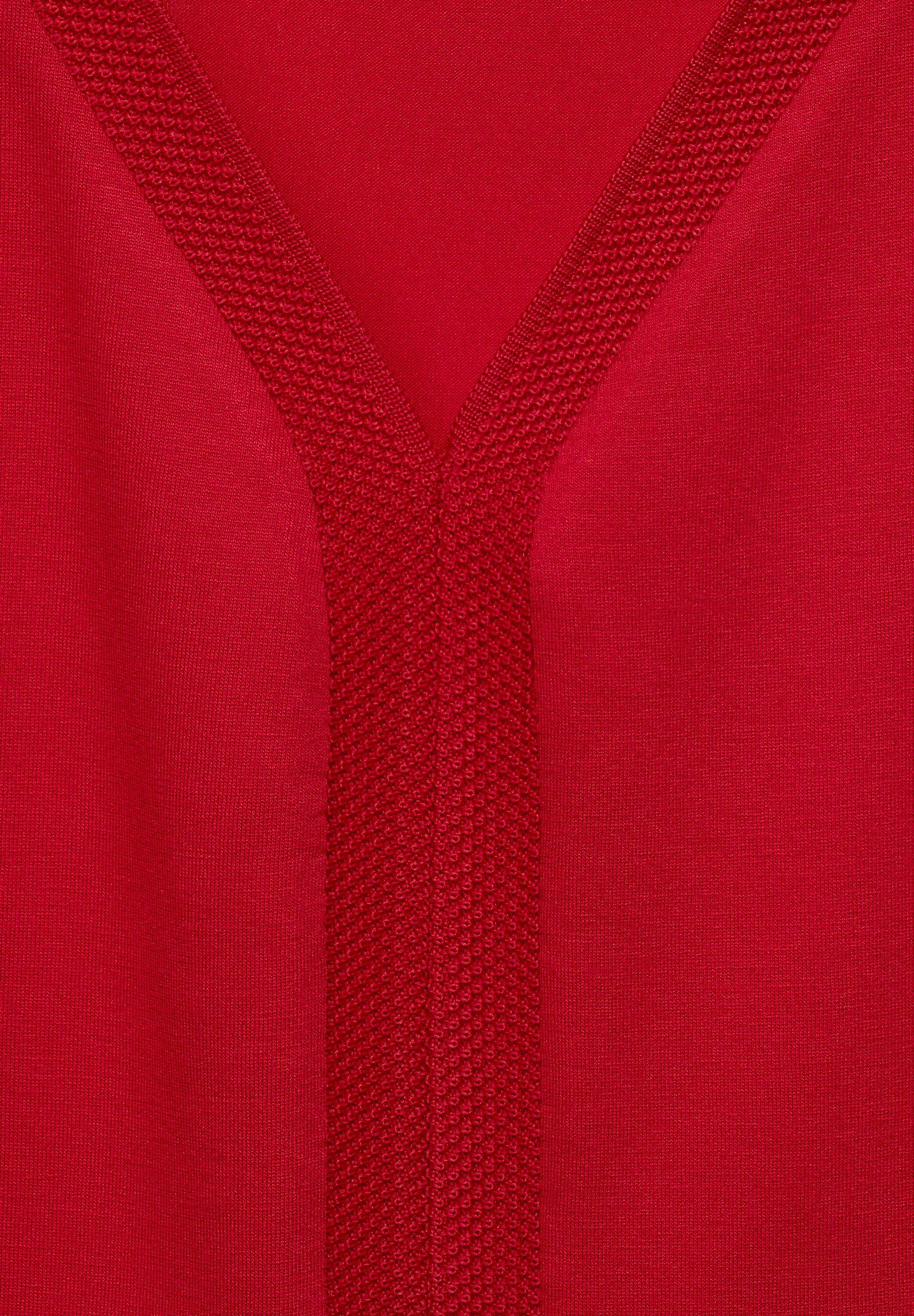 T-Shirt mit V-Ausschnitt